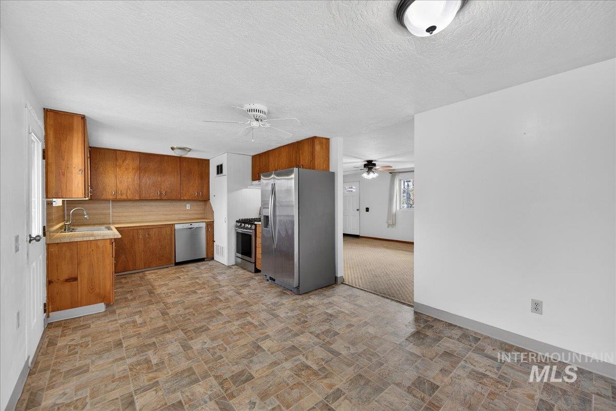 7226 Cherry Lane, Nampa, Idaho 83687, 3 Bedrooms, 2 Bathrooms, Residential For Sale, Price $459,000, 98980555