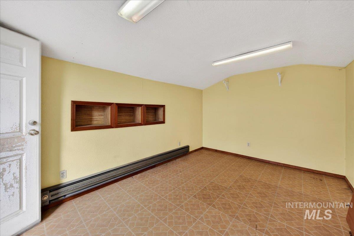 7226 Cherry Lane, Nampa, Idaho 83687, 3 Bedrooms, 2 Bathrooms, Residential For Sale, Price $459,000, 98980555