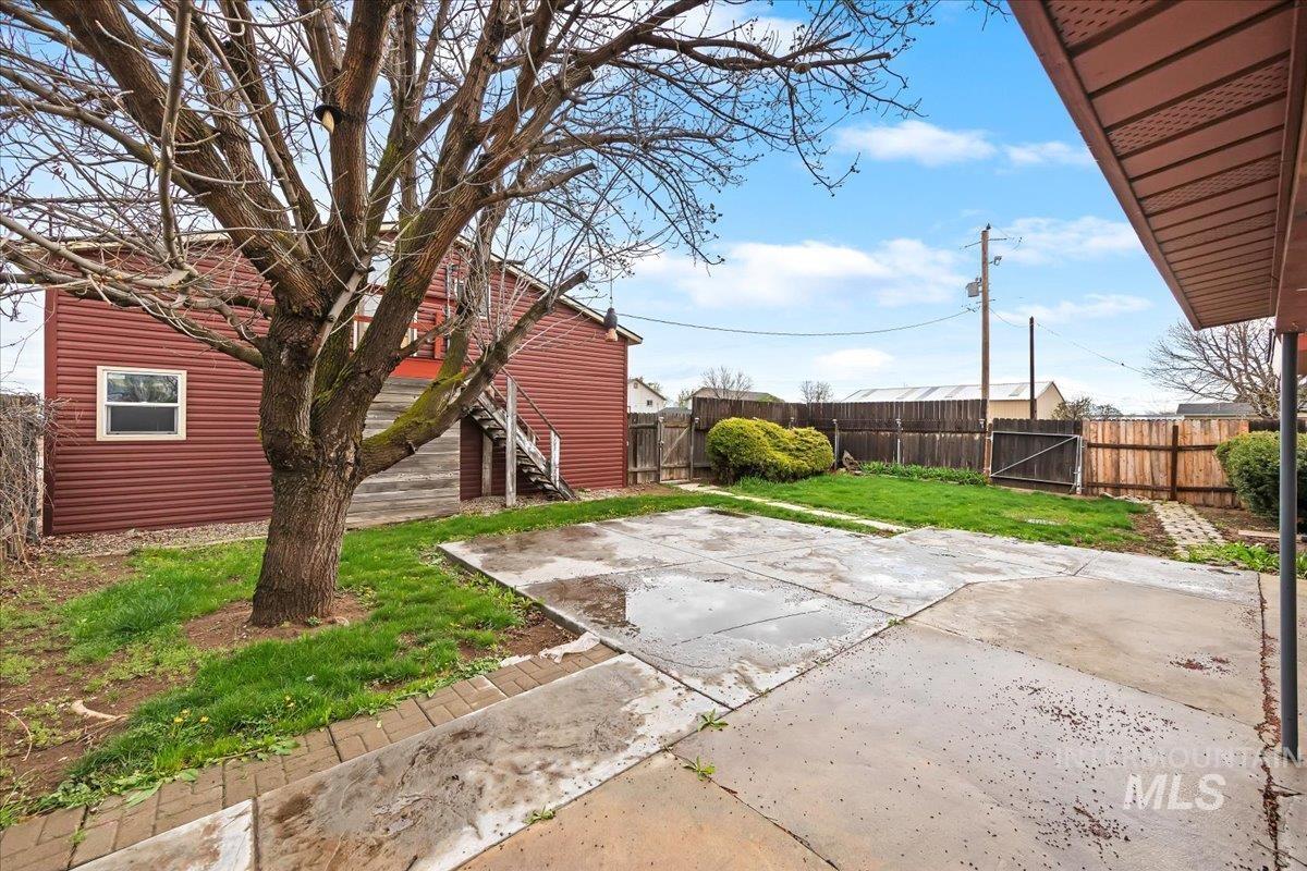 7226 Cherry Lane, Nampa, Idaho 83687, 3 Bedrooms, 2 Bathrooms, Residential For Sale, Price $459,000, 98980555