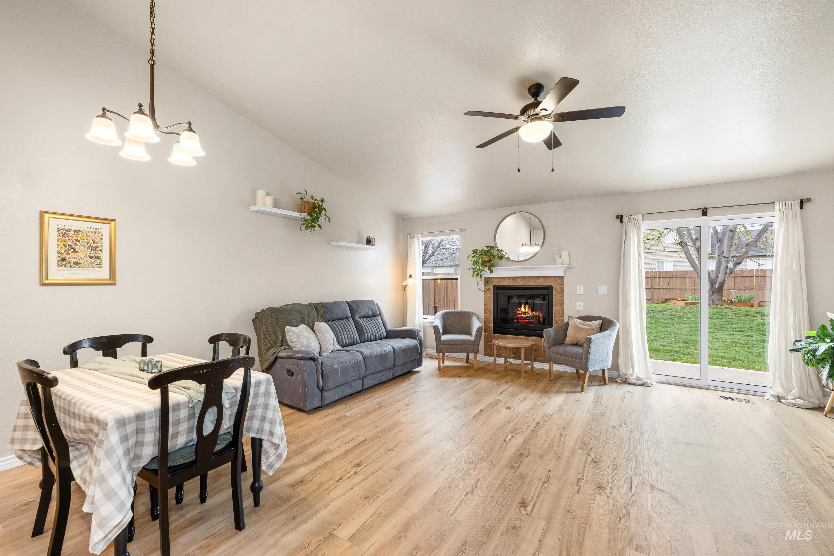 11745 W Blueberry, Nampa, Idaho 83687, 3 Bedrooms, 2 Bathrooms, Residential For Sale, Price $349,000,MLS 98980556