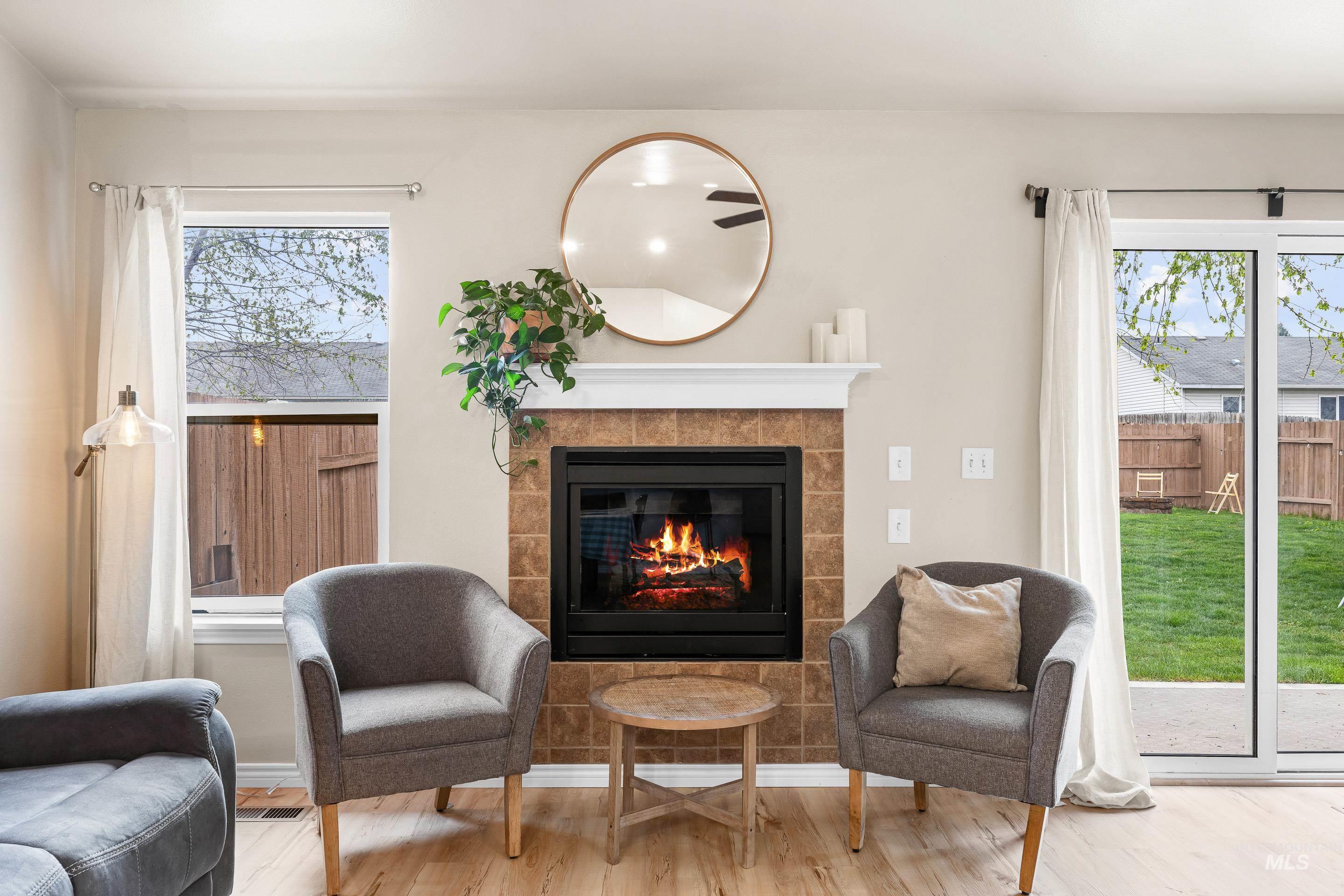 11745 W Blueberry, Nampa, Idaho 83687, 3 Bedrooms, 2 Bathrooms, Residential For Sale, Price $349,000,MLS 98980556