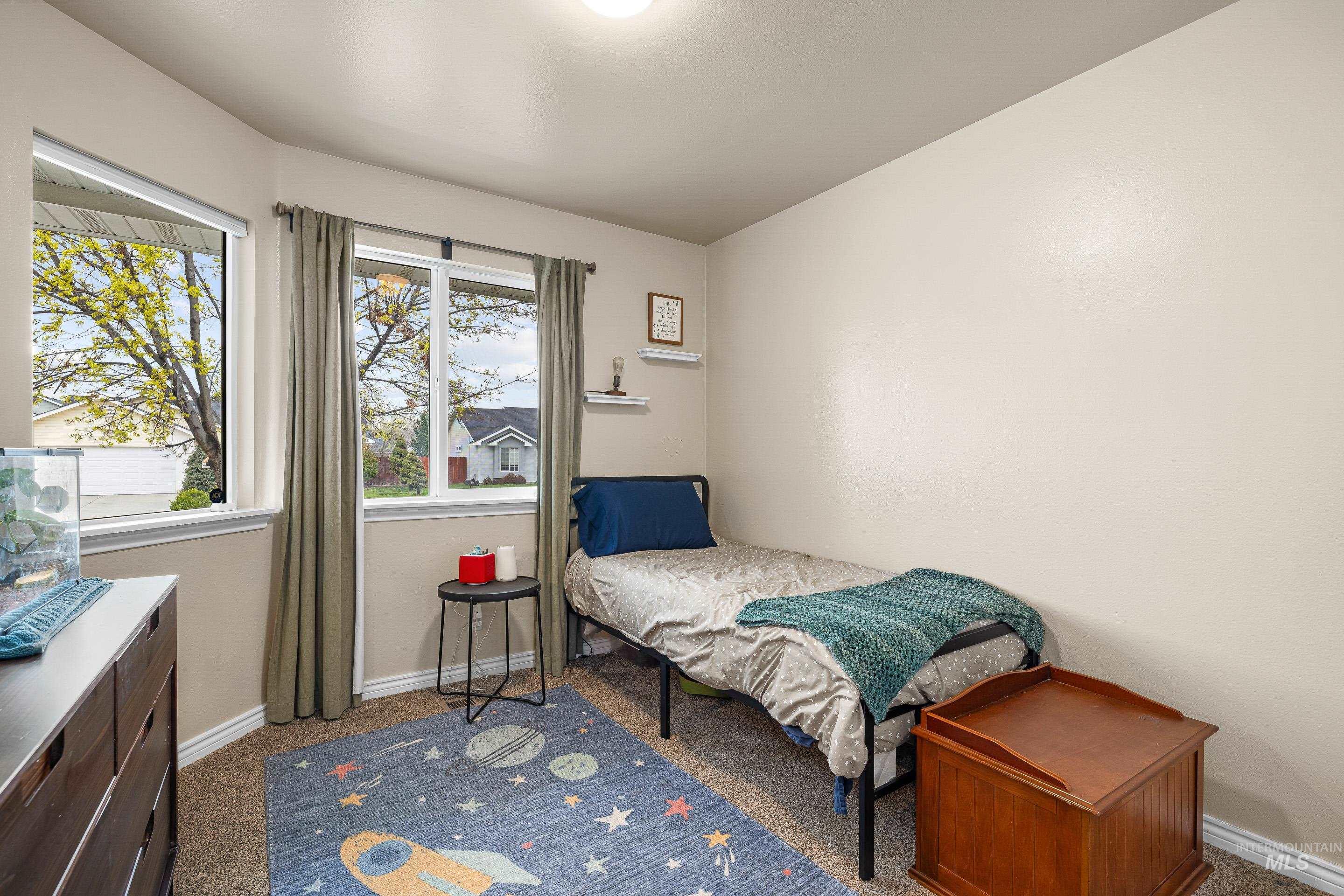 11745 W Blueberry, Nampa, Idaho 83687, 3 Bedrooms, 2 Bathrooms, Residential For Sale, Price $349,000,MLS 98980556