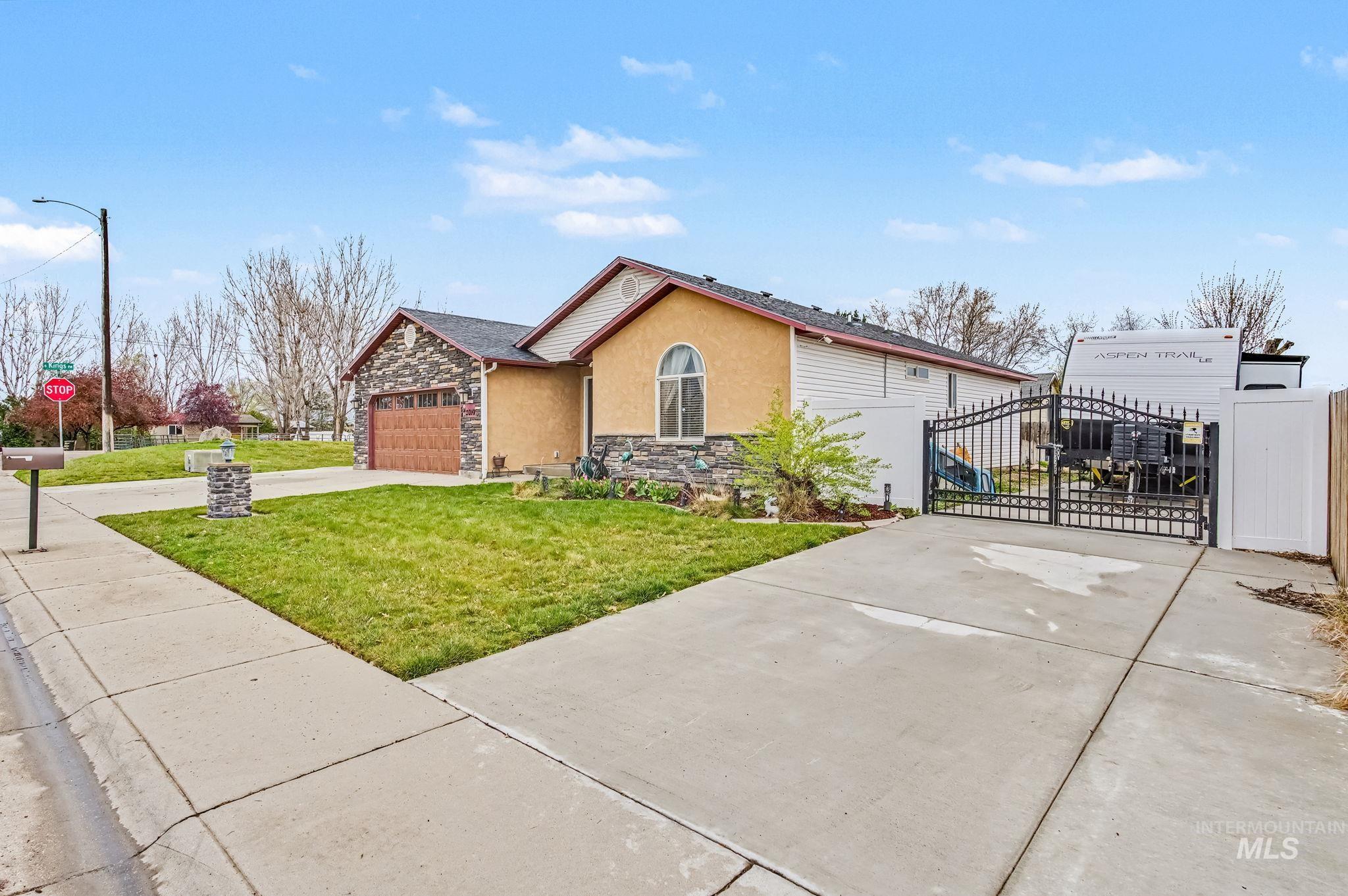 3019 Sugar Cane Dr., Nampa, Idaho 83687, 3 Bedrooms, 2 Bathrooms, Residential For Sale, Price $379,900,MLS 98980559