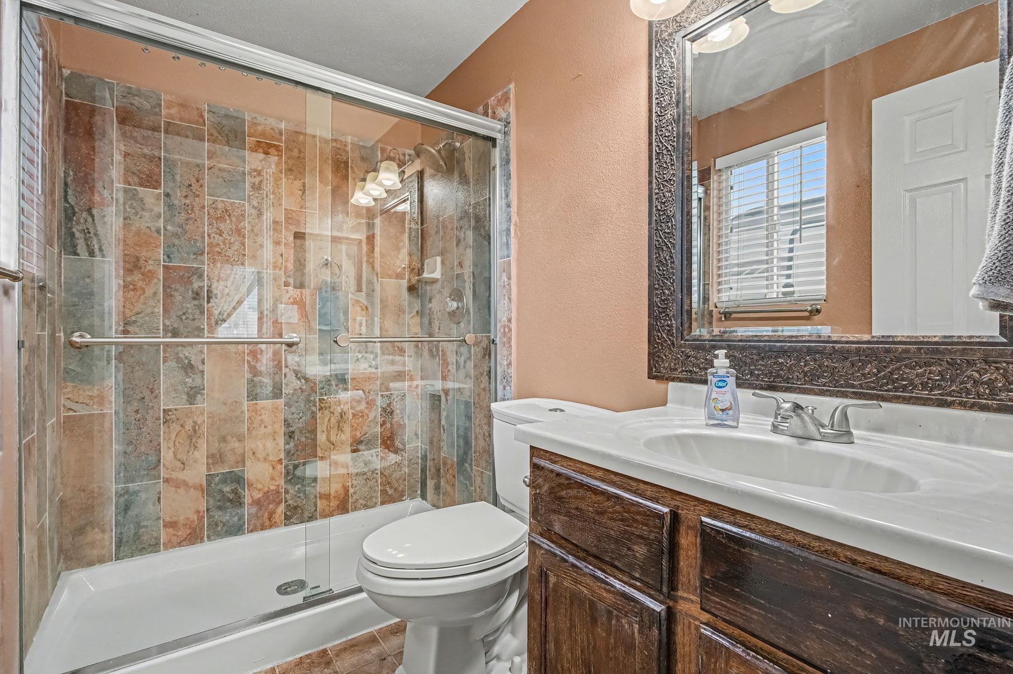 3019 Sugar Cane Dr., Nampa, Idaho 83687, 3 Bedrooms, 2 Bathrooms, Residential For Sale, Price $379,900,MLS 98980559