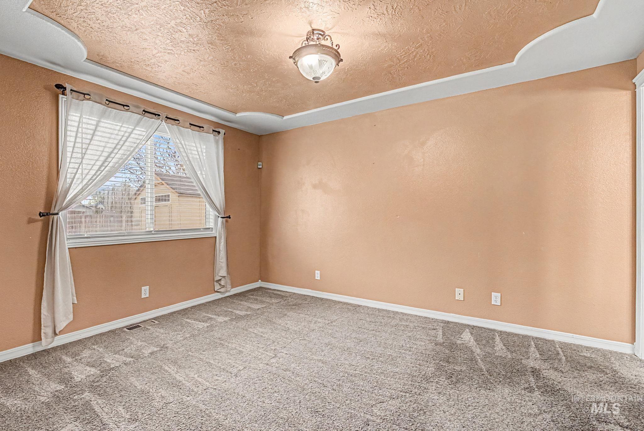 3019 Sugar Cane Dr., Nampa, Idaho 83687, 3 Bedrooms, 2 Bathrooms, Residential For Sale, Price $379,900,MLS 98980559