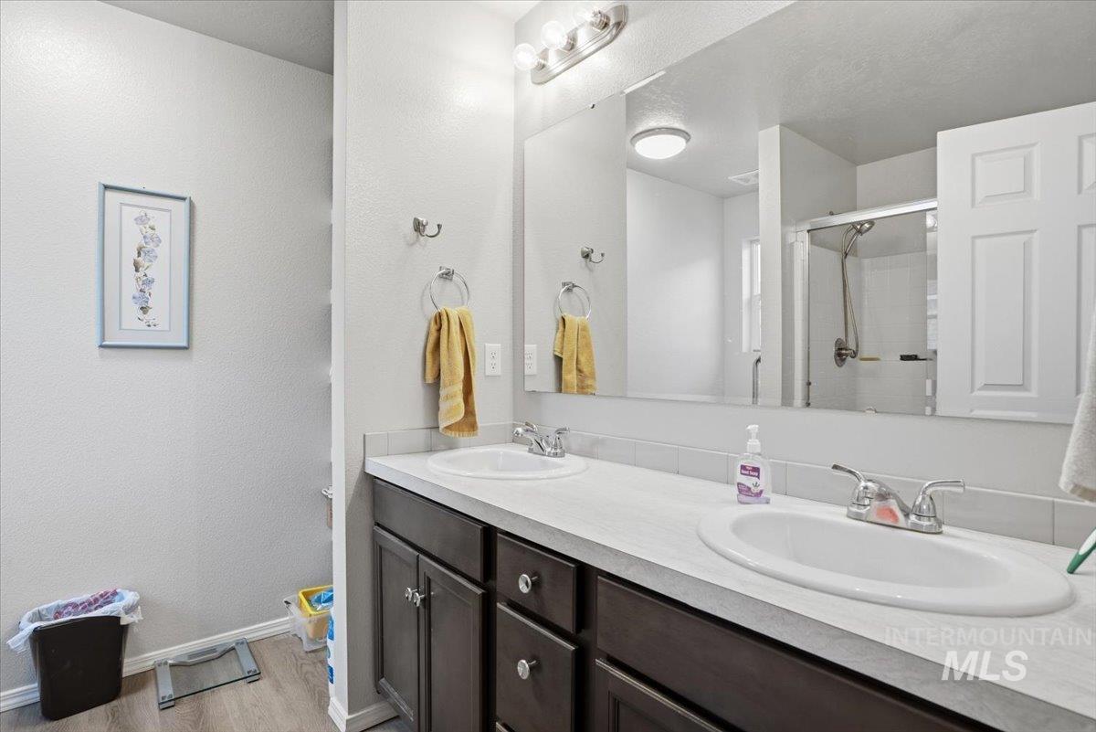 16610 Corrine Ave, Caldwell, Idaho 83607, 4 Bedrooms, 2 Bathrooms, Residential For Sale, Price $405,000,MLS 98980560