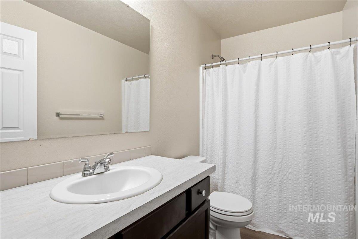 16610 Corrine Ave, Caldwell, Idaho 83607, 4 Bedrooms, 2 Bathrooms, Residential For Sale, Price $405,000,MLS 98980560