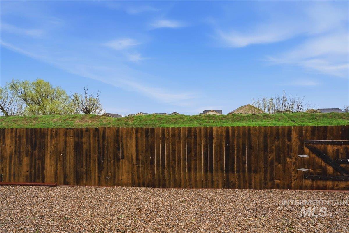 16610 Corrine Ave, Caldwell, Idaho 83607, 4 Bedrooms, 2 Bathrooms, Residential For Sale, Price $405,000,MLS 98980560