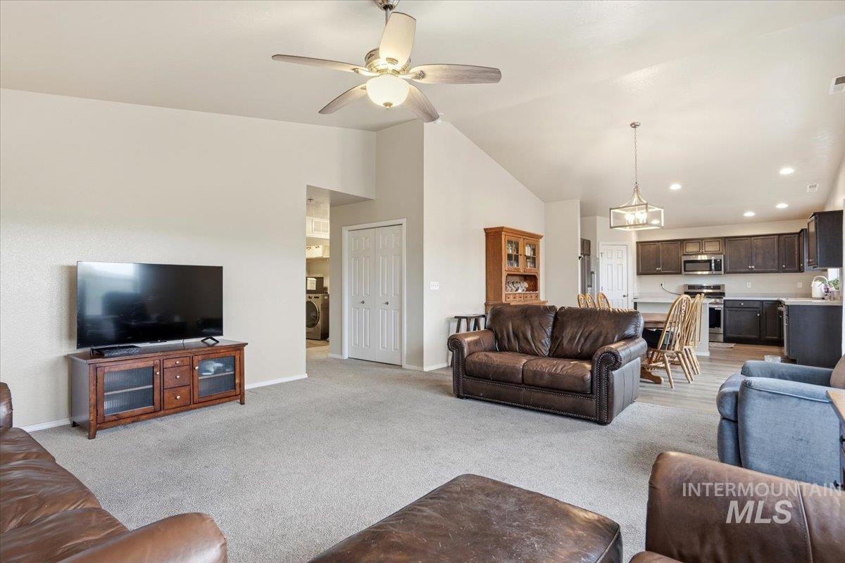 16610 Corrine Ave, Caldwell, Idaho 83607, 4 Bedrooms, 2 Bathrooms, Residential For Sale, Price $405,000,MLS 98980560