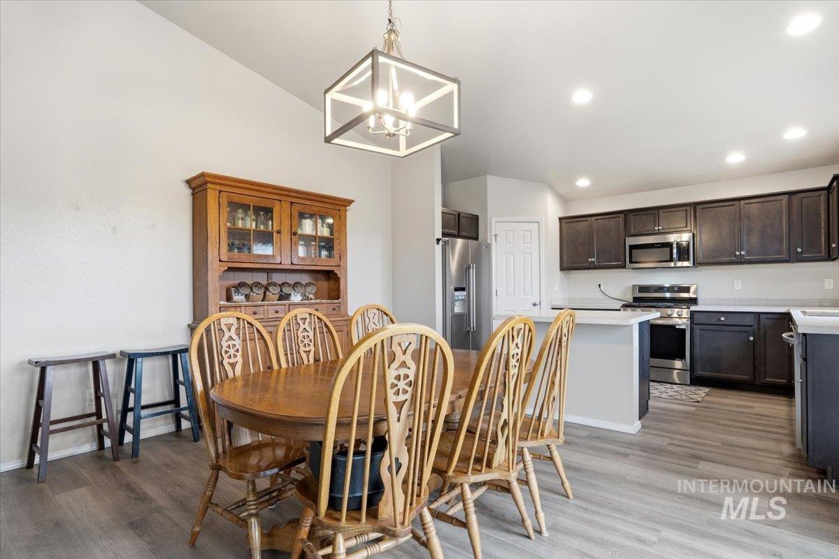 16610 Corrine Ave, Caldwell, Idaho 83607, 4 Bedrooms, 2 Bathrooms, Residential For Sale, Price $405,000,MLS 98980560