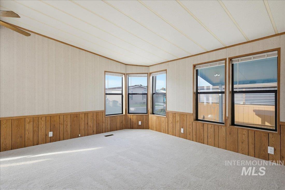 1907 W Flamingo Ave, Nampa, Idaho 83651, 3 Bedrooms, 2 Bathrooms, Residential For Sale, Price $175,000,MLS 98980561