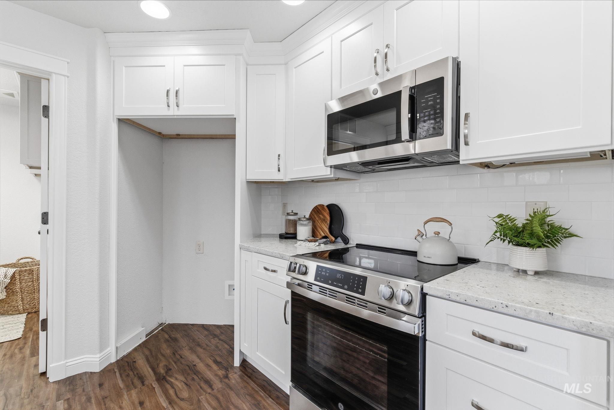 1805 W Lotus Ponds Ct., Nampa, Idaho 83651, 4 Bedrooms, 3 Bathrooms, Residential For Sale, Price $470,000,MLS 98980562