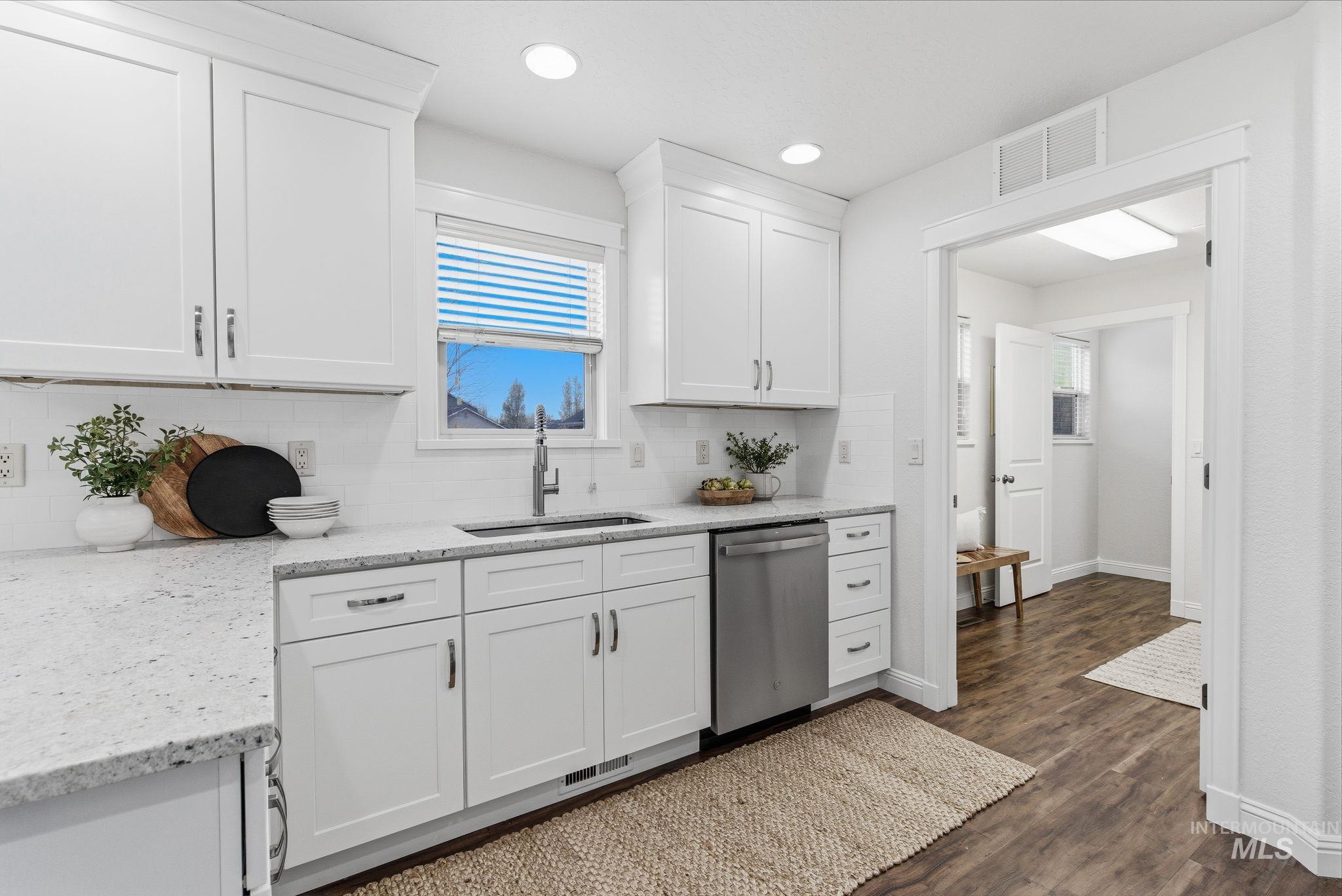 1805 W Lotus Ponds Ct., Nampa, Idaho 83651, 4 Bedrooms, 3 Bathrooms, Residential For Sale, Price $470,000,MLS 98980562