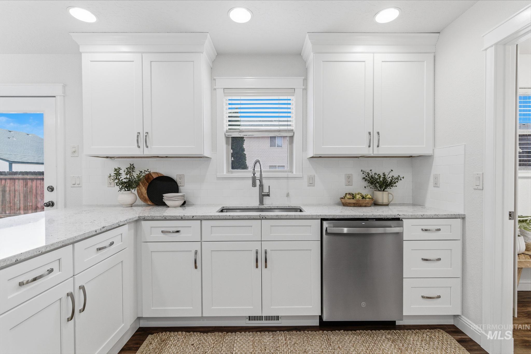 1805 W Lotus Ponds Ct., Nampa, Idaho 83651, 4 Bedrooms, 3 Bathrooms, Residential For Sale, Price $470,000,MLS 98980562