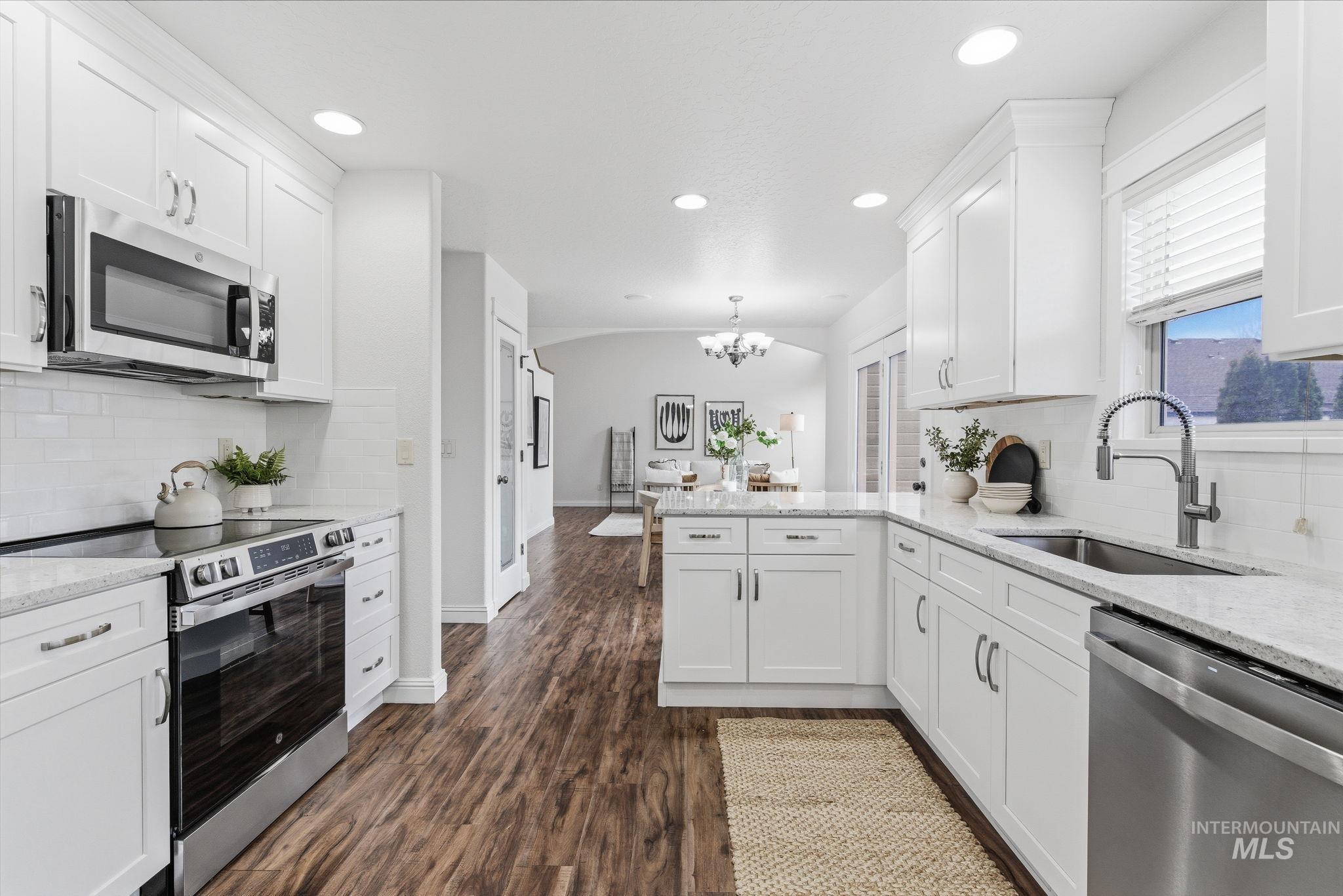 1805 W Lotus Ponds Ct., Nampa, Idaho 83651, 4 Bedrooms, 3 Bathrooms, Residential For Sale, Price $470,000,MLS 98980562