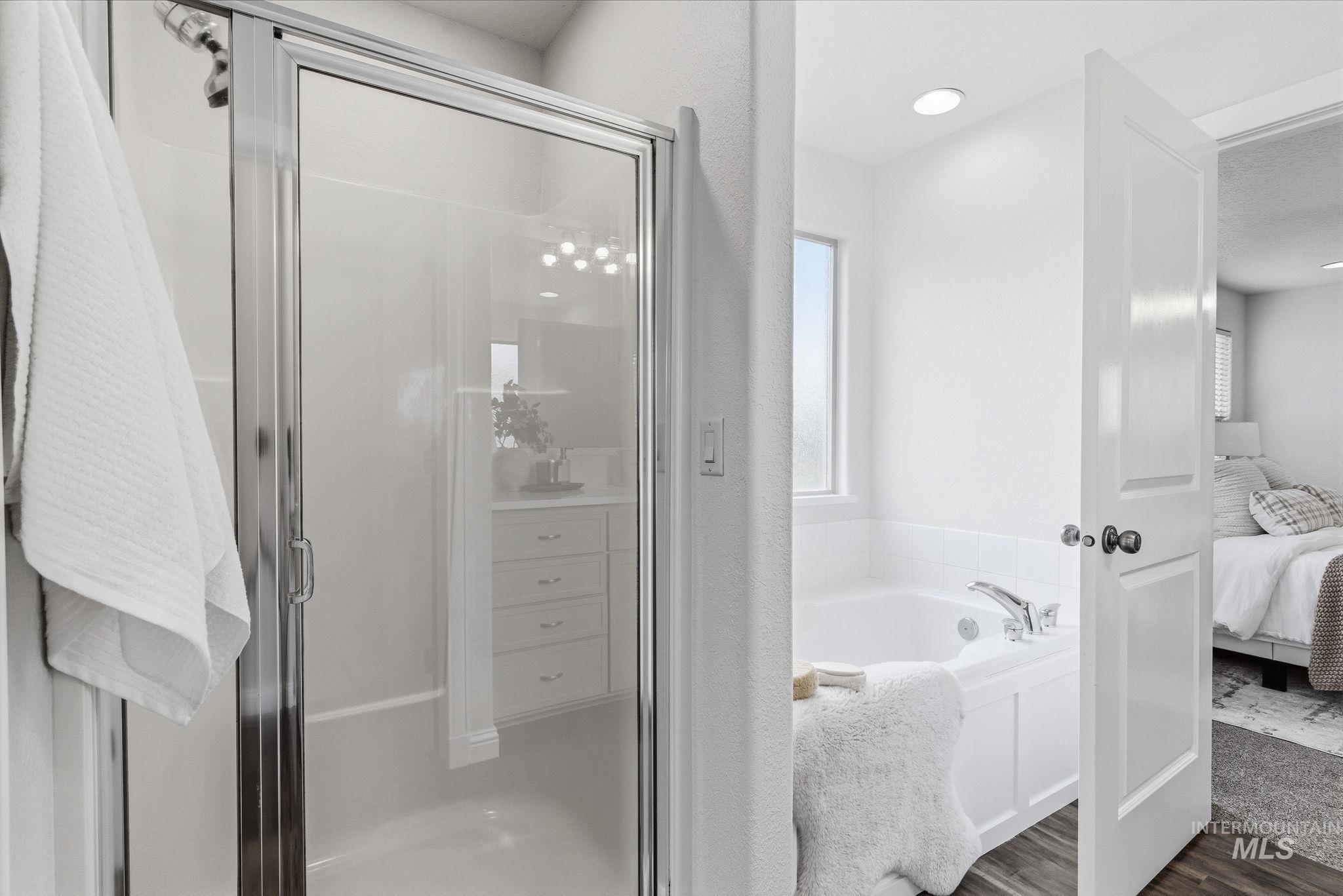 1805 W Lotus Ponds Ct., Nampa, Idaho 83651, 4 Bedrooms, 3 Bathrooms, Residential For Sale, Price $470,000,MLS 98980562