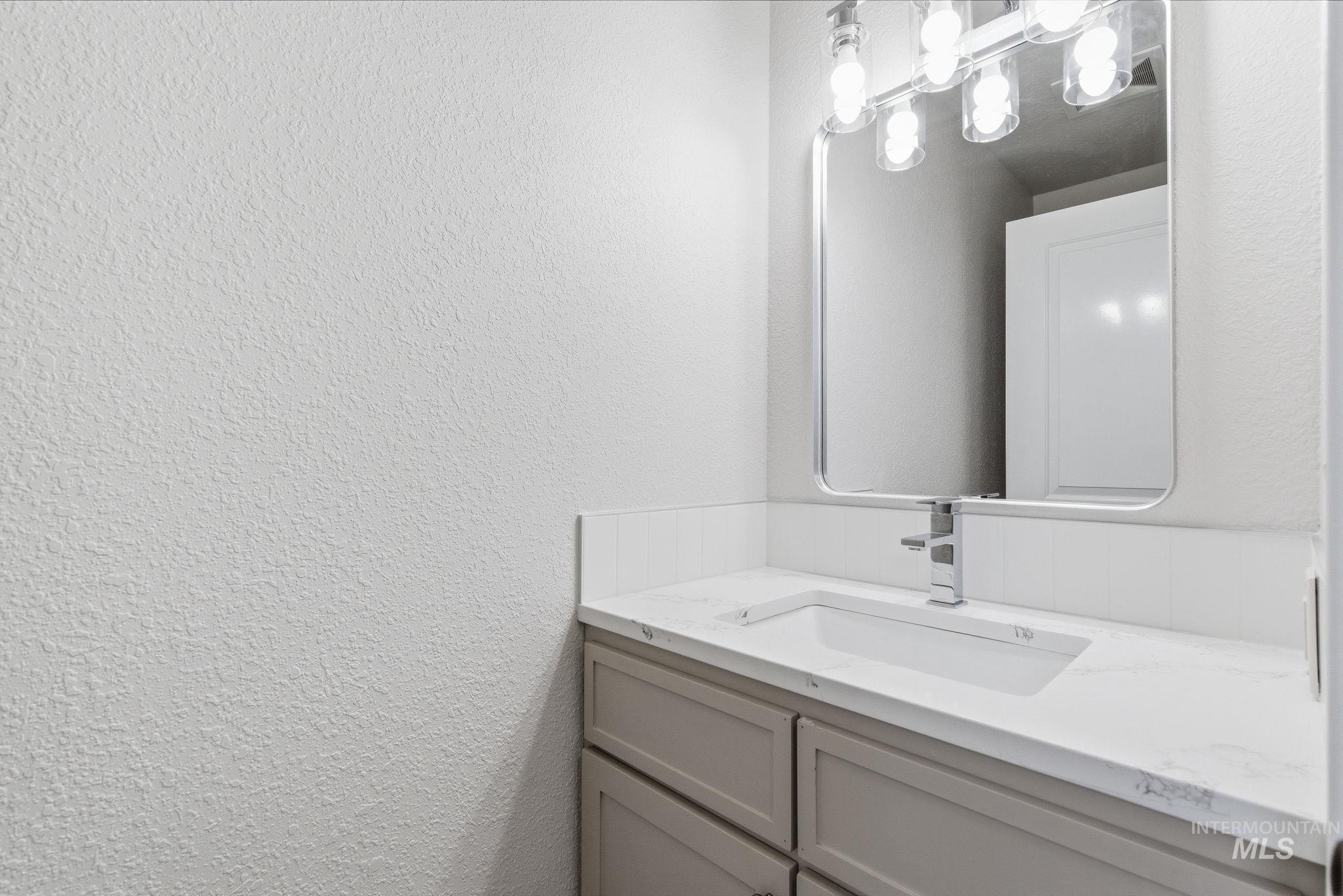 1805 W Lotus Ponds Ct., Nampa, Idaho 83651, 4 Bedrooms, 3 Bathrooms, Residential For Sale, Price $470,000,MLS 98980562