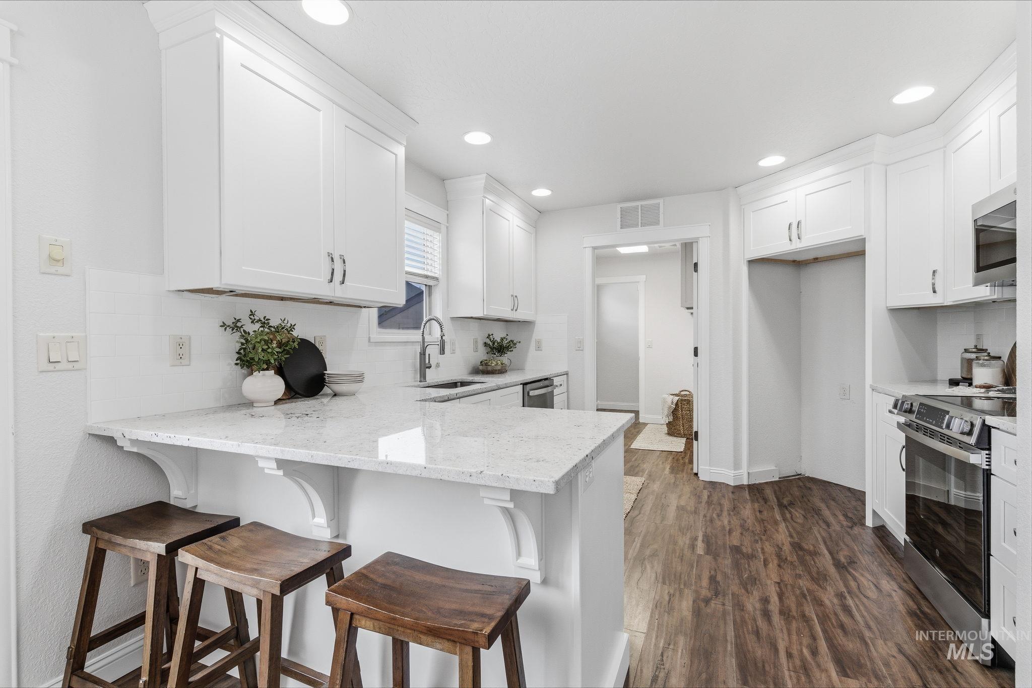 1805 W Lotus Ponds Ct., Nampa, Idaho 83651, 4 Bedrooms, 3 Bathrooms, Residential For Sale, Price $470,000,MLS 98980562