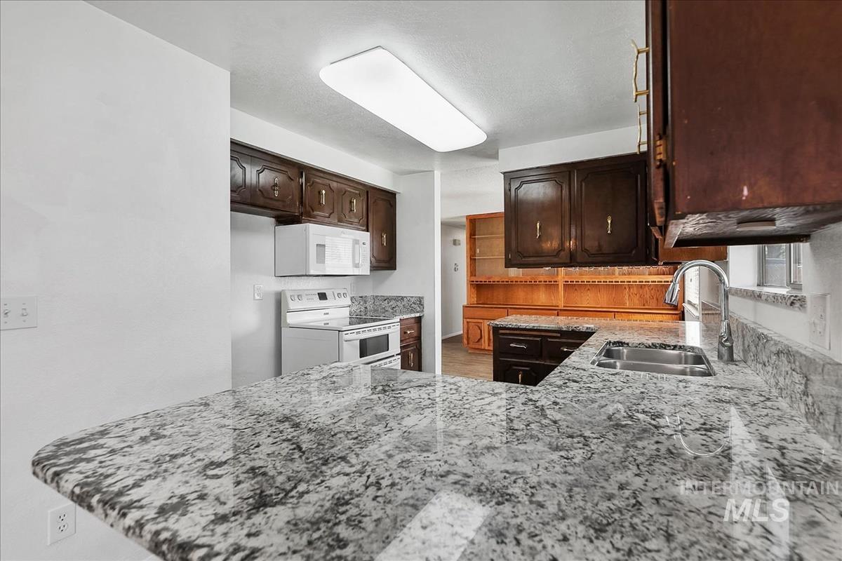 1307 Smith Ave, Nampa, Idaho 83651, 3 Bedrooms, 2 Bathrooms, Residential For Sale, Price $399,900,MLS 98980563