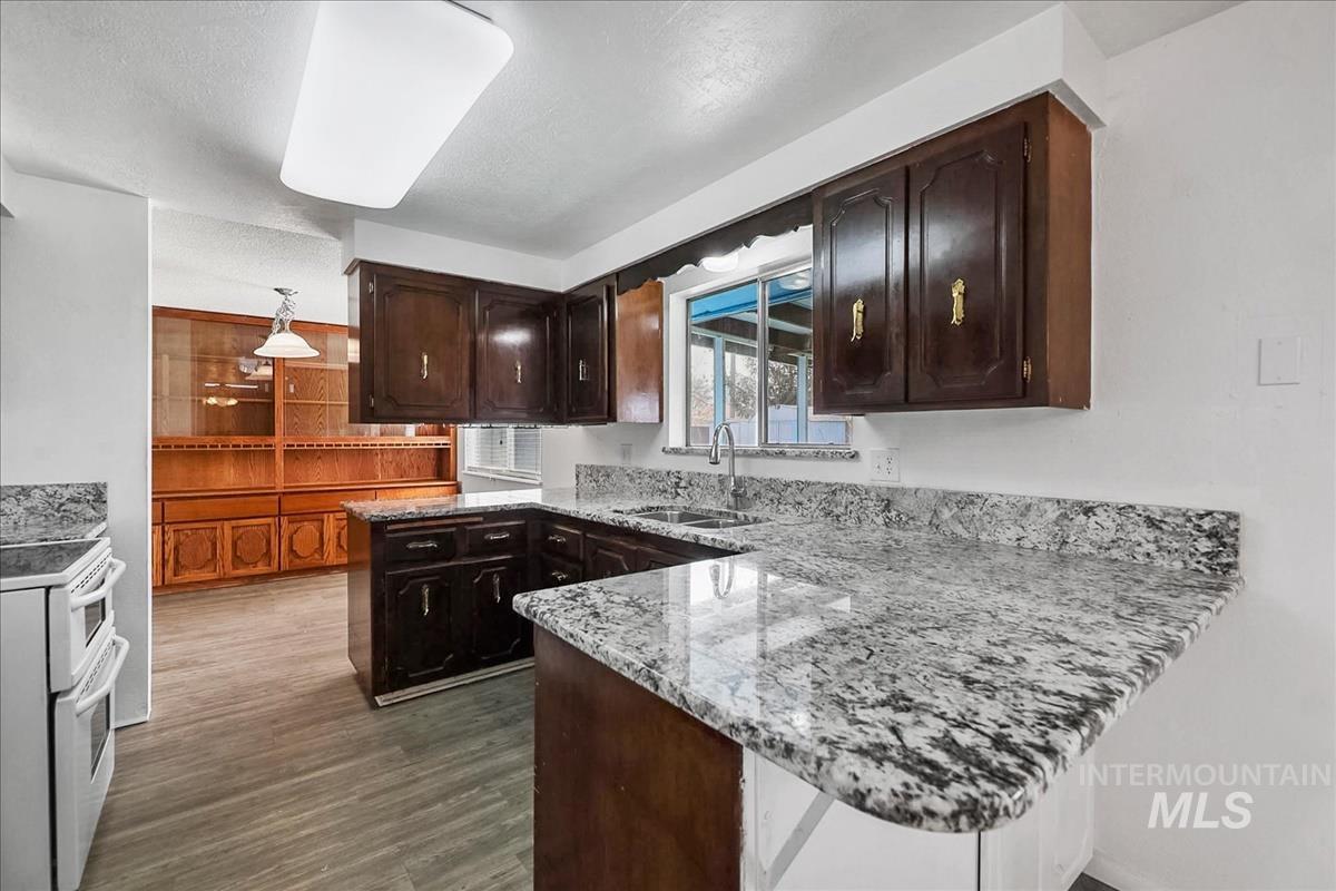 1307 Smith Ave, Nampa, Idaho 83651, 3 Bedrooms, 2 Bathrooms, Residential For Sale, Price $399,900,MLS 98980563