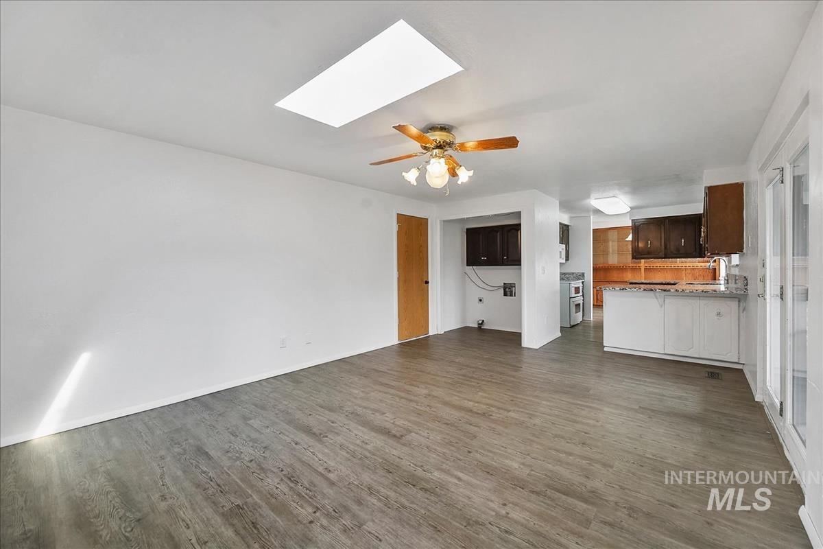 1307 Smith Ave, Nampa, Idaho 83651, 3 Bedrooms, 2 Bathrooms, Residential For Sale, Price $399,900,MLS 98980563