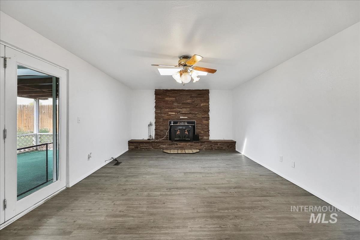 1307 Smith Ave, Nampa, Idaho 83651, 3 Bedrooms, 2 Bathrooms, Residential For Sale, Price $399,900,MLS 98980563