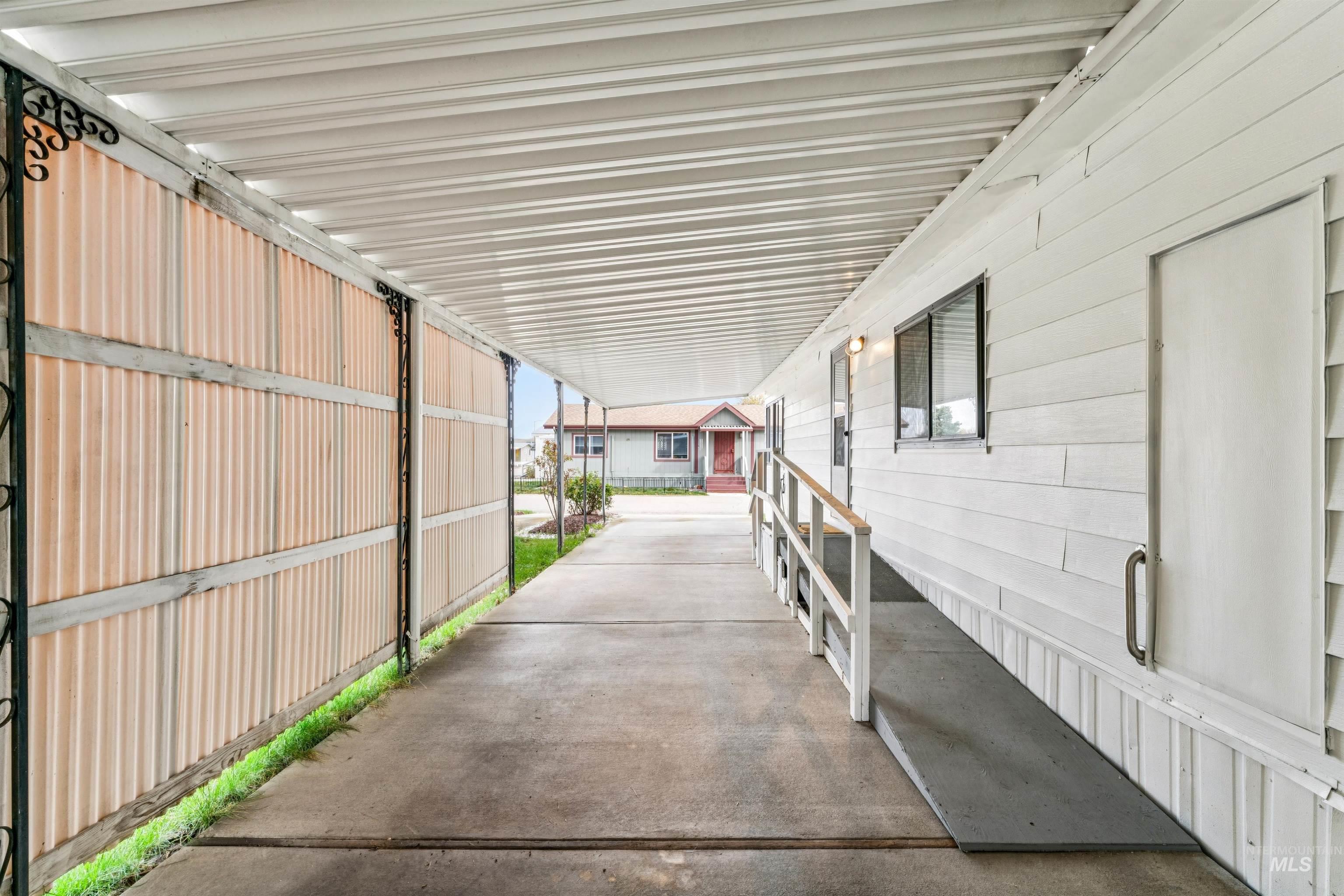 8103 W Appomattox, Boise, Idaho 83714, 3 Bedrooms, 2 Bathrooms, Residential For Sale, Price $169,900,MLS 98980567