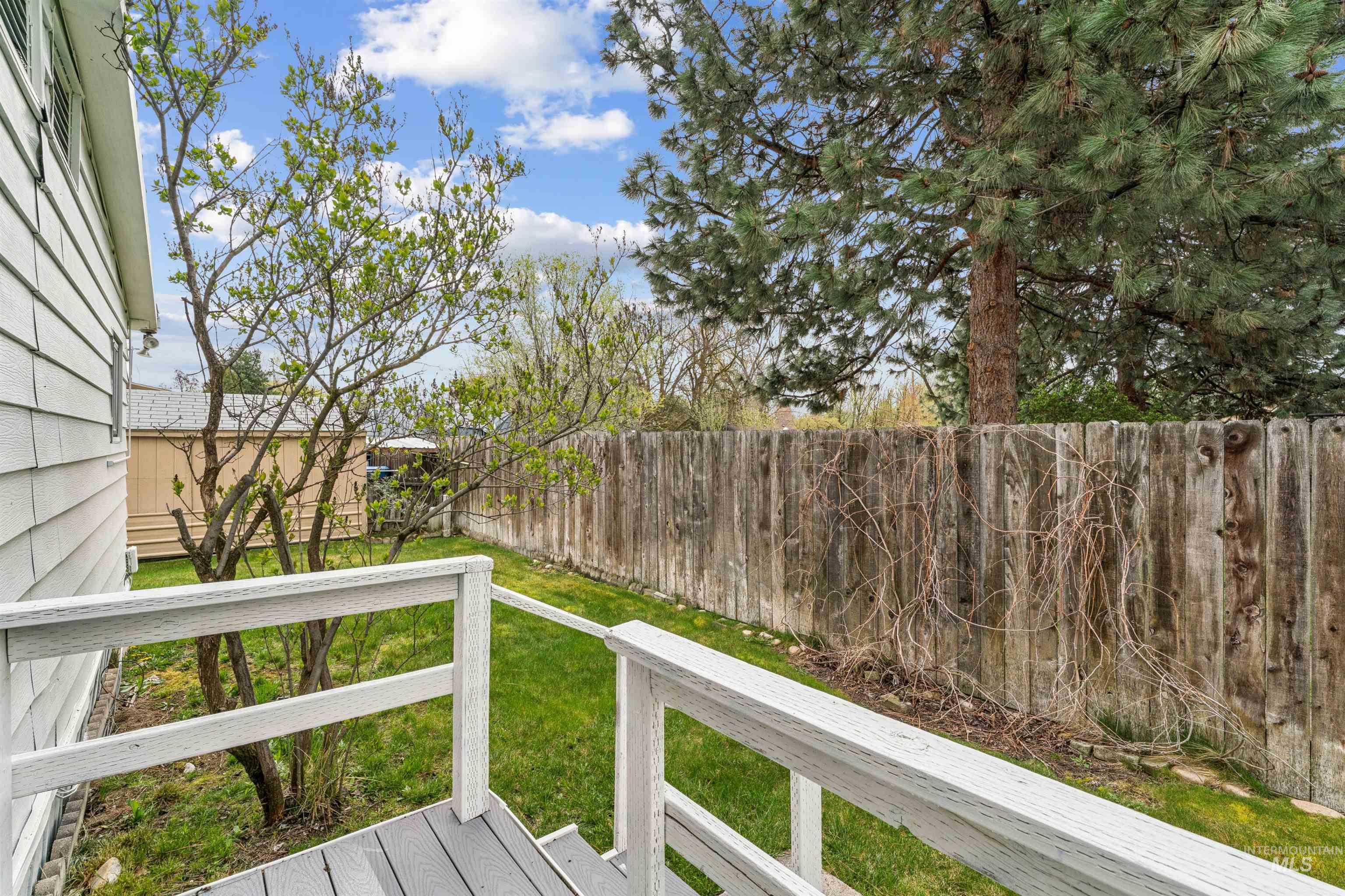 8103 W Appomattox, Boise, Idaho 83714, 3 Bedrooms, 2 Bathrooms, Residential For Sale, Price $169,900,MLS 98980567