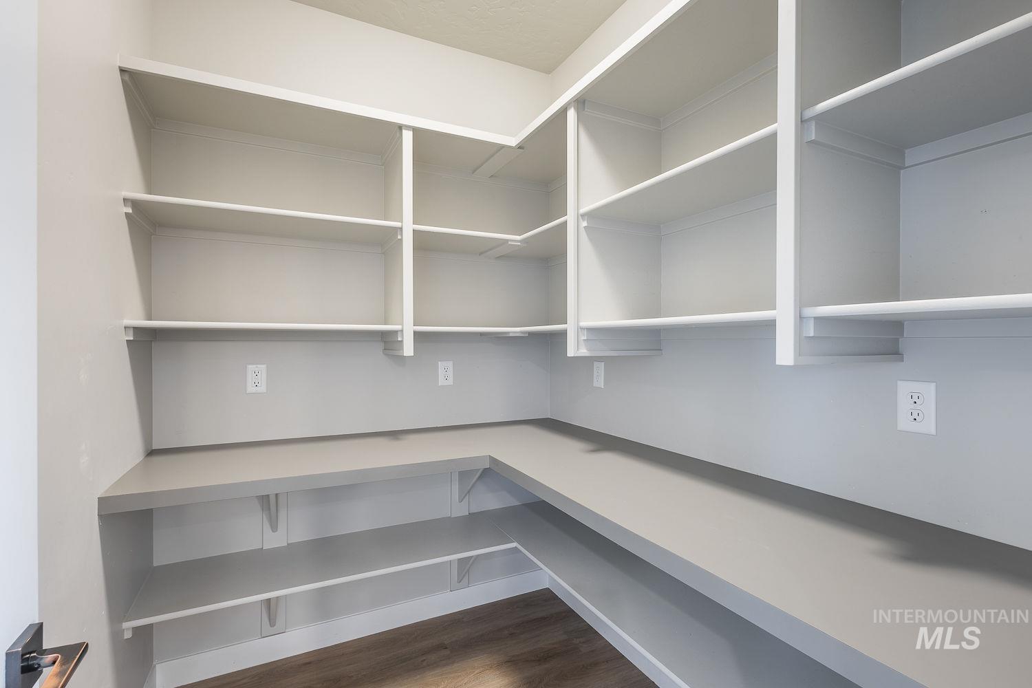 318 Red Rose St, Wilder, Idaho 83676, 4 Bedrooms, 2 Bathrooms, Residential For Sale, Price $450,000,MLS 98980568