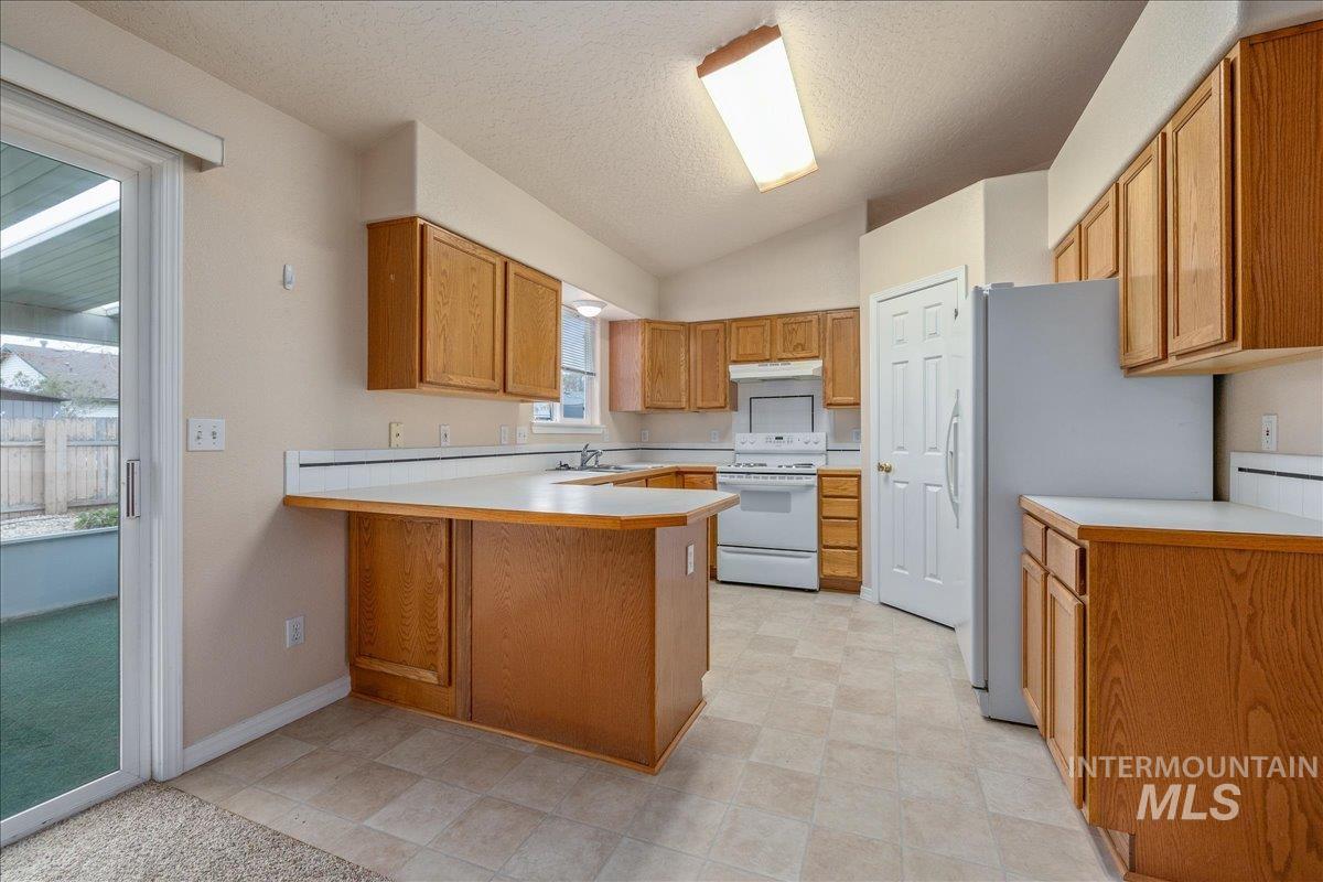 7395 Bridgeport Dr, Nampa, Idaho 83687, 3 Bedrooms, 2 Bathrooms, Residential For Sale, Price $374,900, 98980569