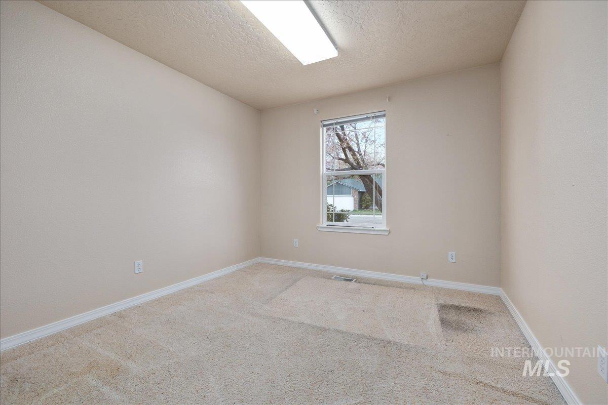 7395 Bridgeport Dr, Nampa, Idaho 83687, 3 Bedrooms, 2 Bathrooms, Residential For Sale, Price $374,900, 98980569