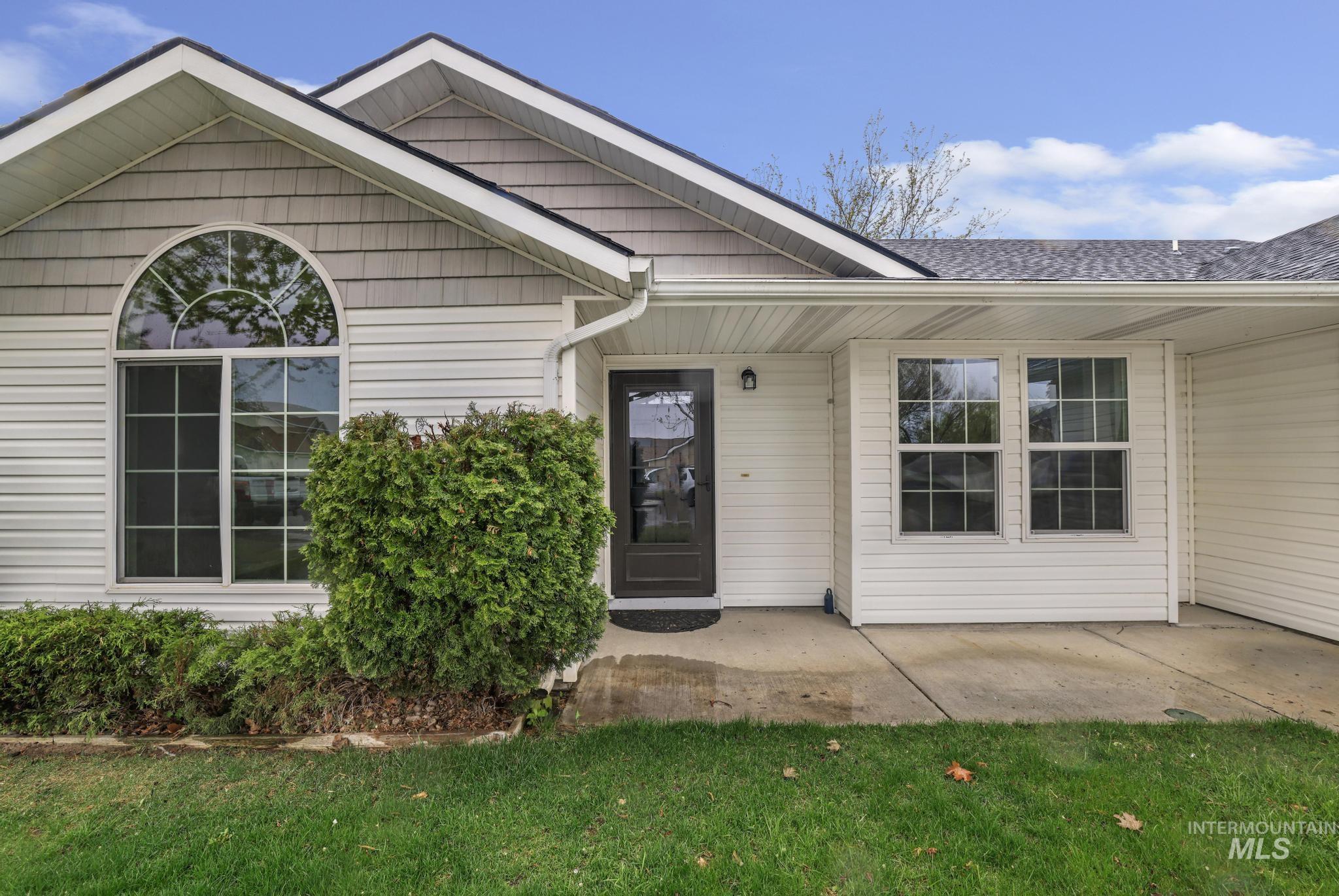 517 13th Ave West, Jerome, Idaho 83338, 3 Bedrooms, 2 Bathrooms, Residential For Sale, Price $395,000,MLS 98980571
