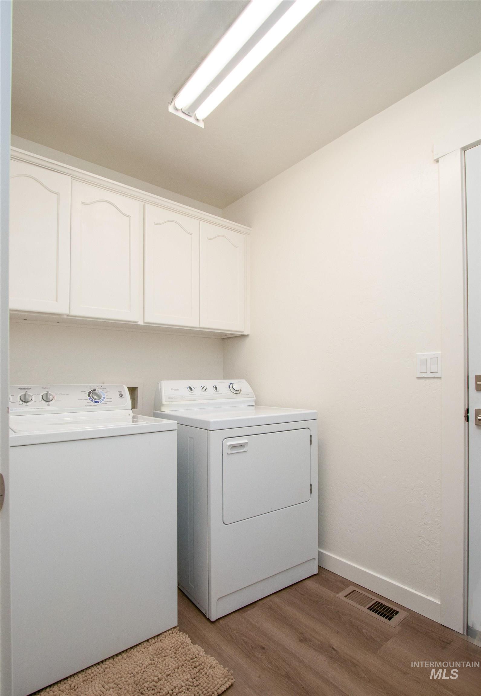 9451 W HWY 52, Emmett, Idaho 83617, 3 Bedrooms, 2 Bathrooms, Residential For Sale, Price $700,000, 98980572