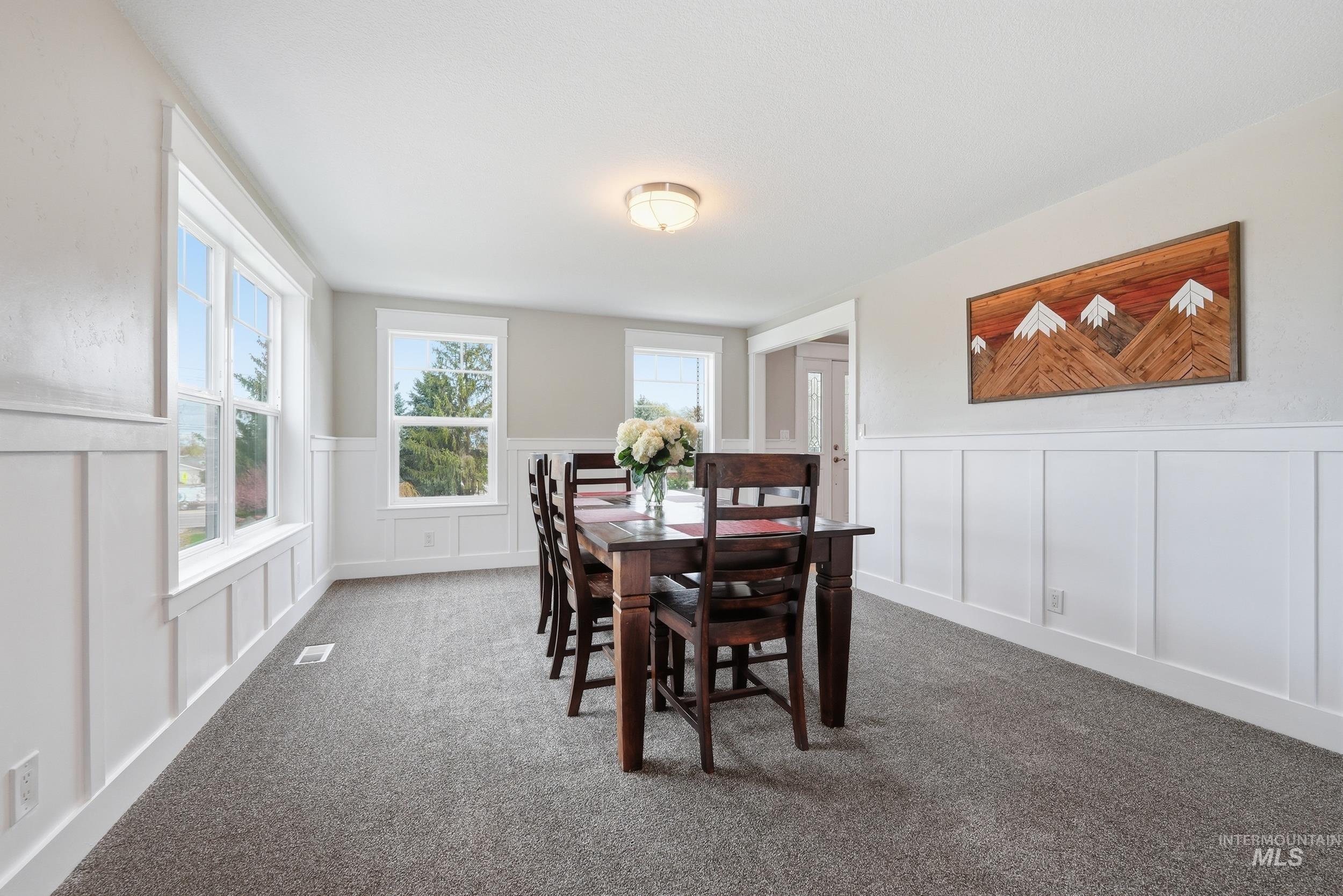 8811 Victory Rd, Boise, Idaho 83709, 5 Bedrooms, 3 Bathrooms, Residential For Sale, Price $879,900, 98980573