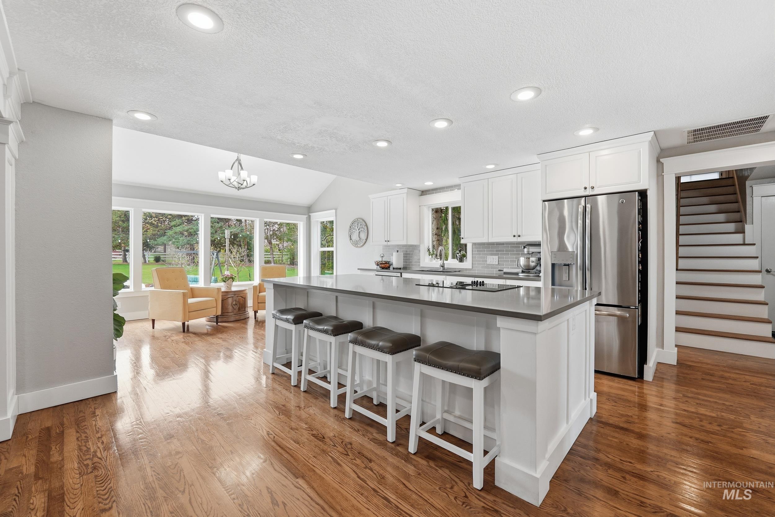 8811 Victory Rd, Boise, Idaho 83709, 5 Bedrooms, 3 Bathrooms, Residential For Sale, Price $879,900, 98980573