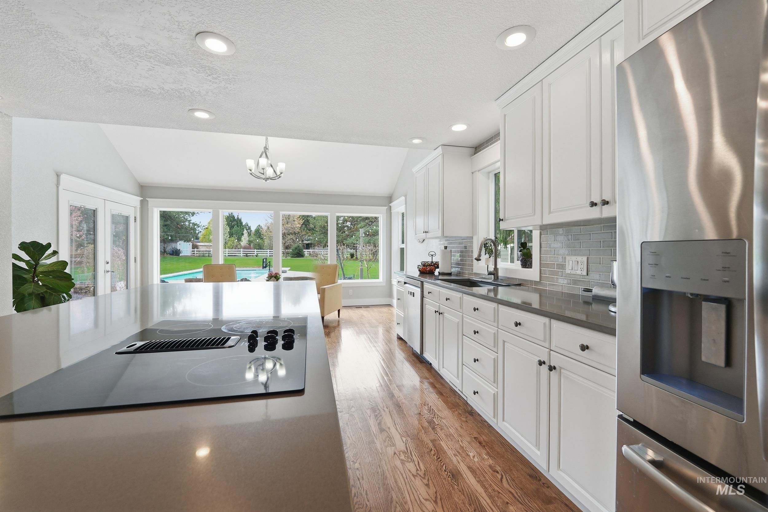 8811 Victory Rd, Boise, Idaho 83709, 5 Bedrooms, 3 Bathrooms, Residential For Sale, Price $879,900, 98980573