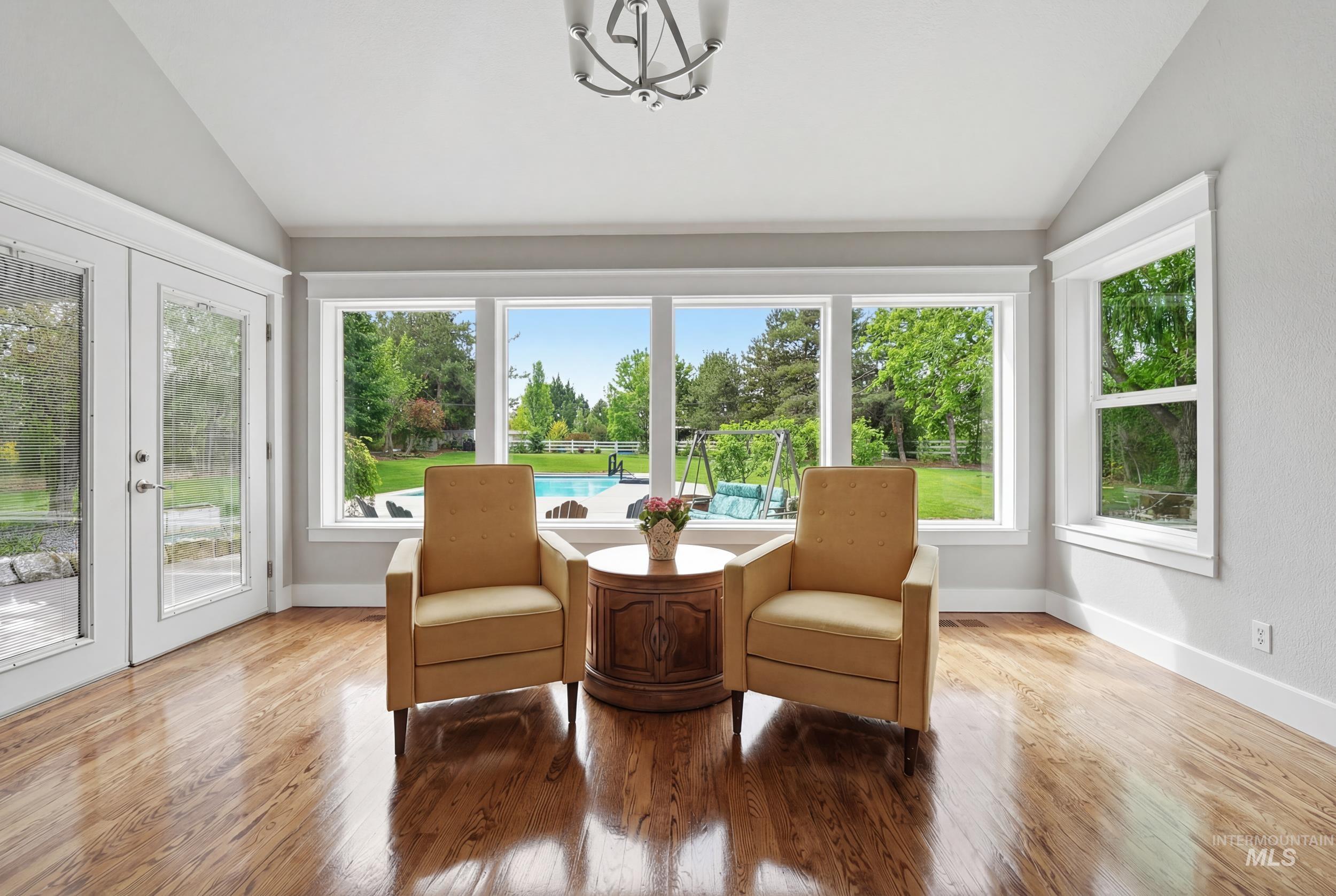 8811 Victory Rd, Boise, Idaho 83709, 5 Bedrooms, 3 Bathrooms, Residential For Sale, Price $879,900, 98980573