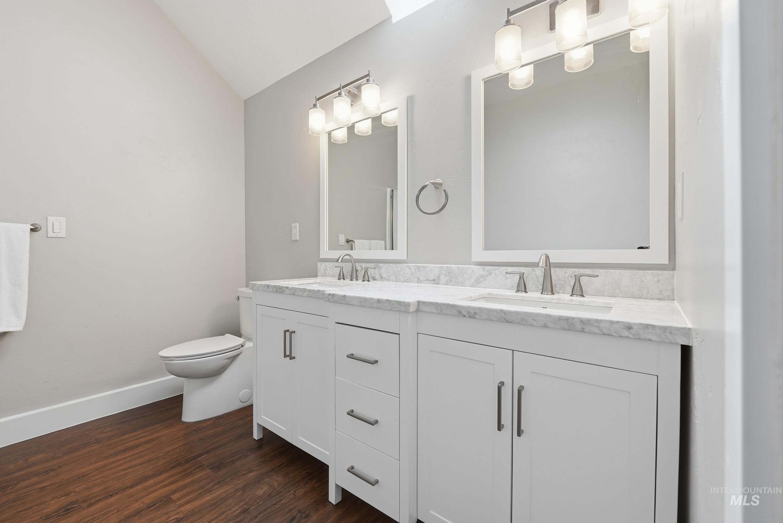 8811 Victory Rd, Boise, Idaho 83709, 5 Bedrooms, 3 Bathrooms, Residential For Sale, Price $879,900, 98980573