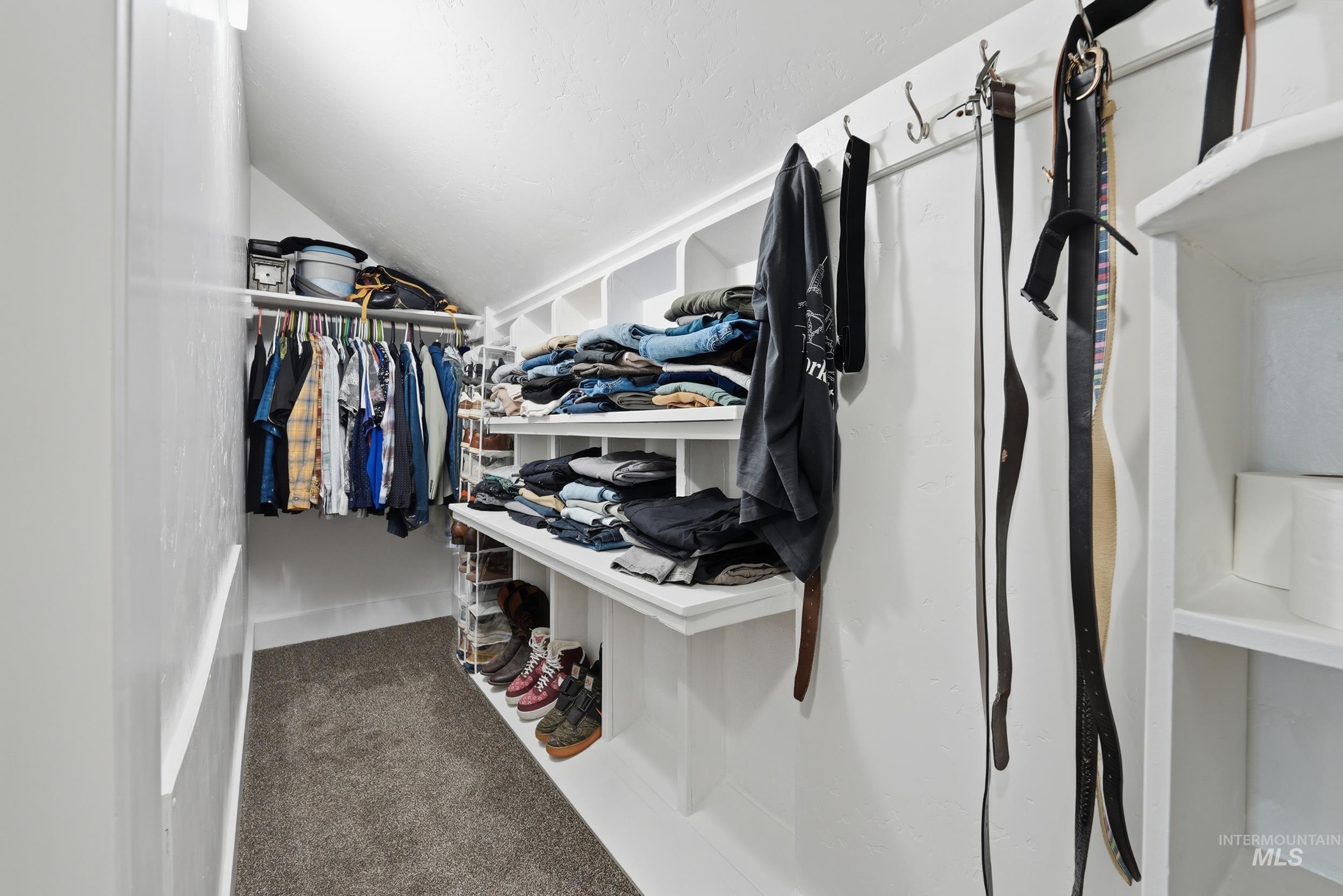 8811 Victory Rd, Boise, Idaho 83709, 5 Bedrooms, 3 Bathrooms, Residential For Sale, Price $879,900, 98980573