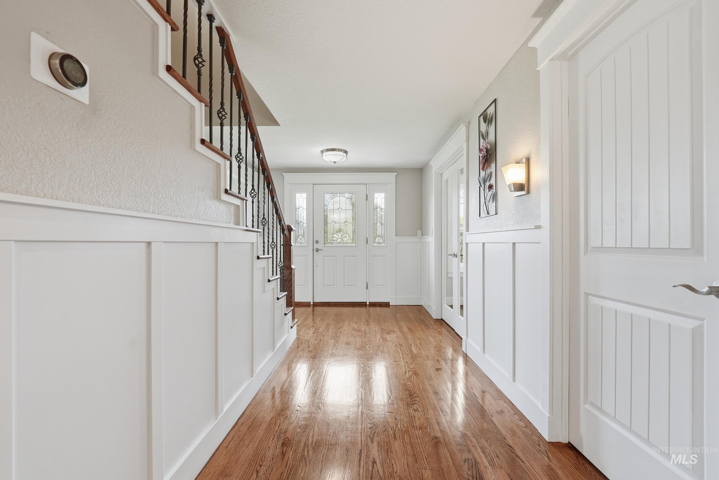 8811 Victory Rd, Boise, Idaho 83709, 5 Bedrooms, 3 Bathrooms, Residential For Sale, Price $879,900, 98980573