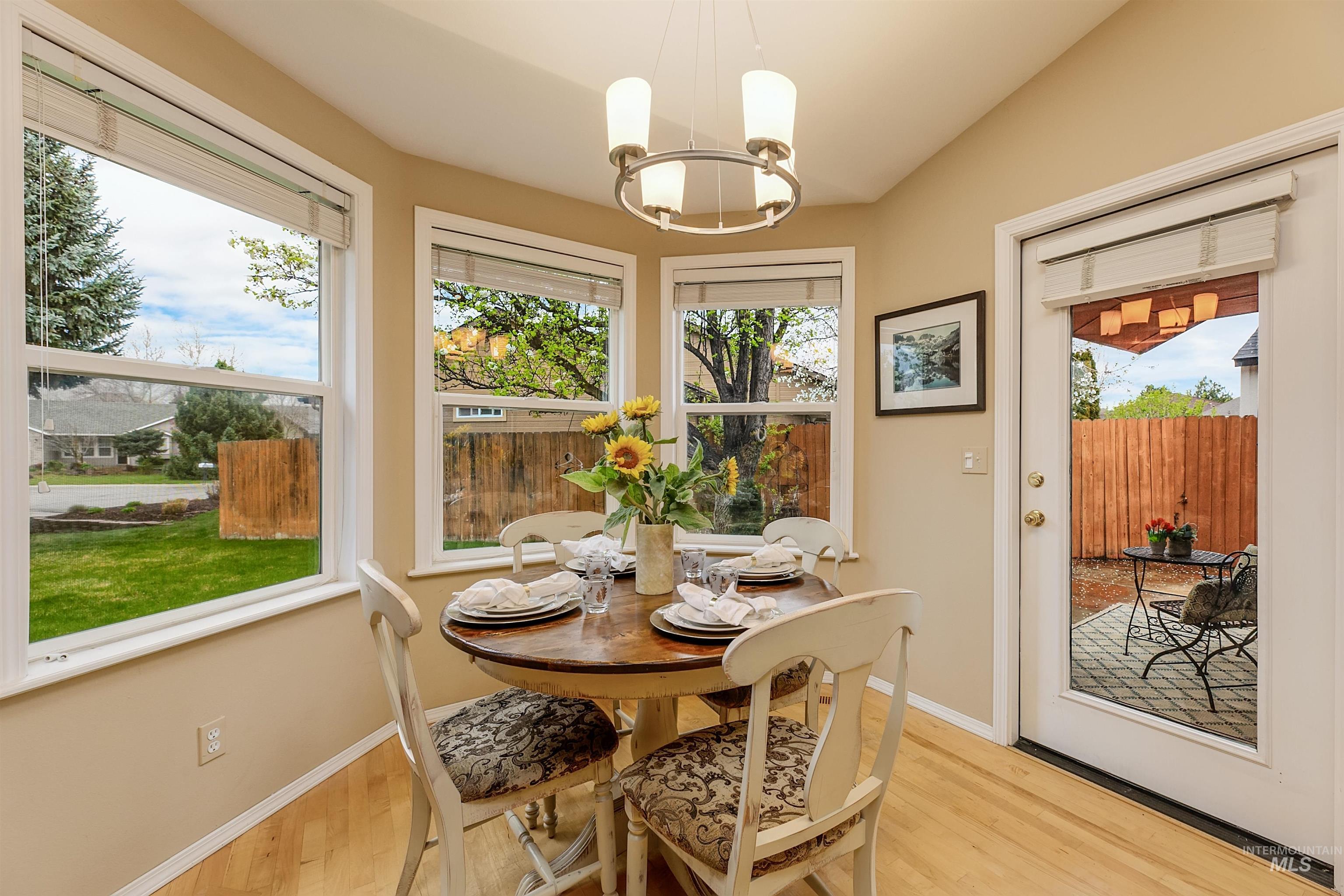 947 N Echohawk Way, Eagle, Idaho 83616, 3 Bedrooms, 2 Bathrooms, Residential For Sale, Price $495,000, 98980576