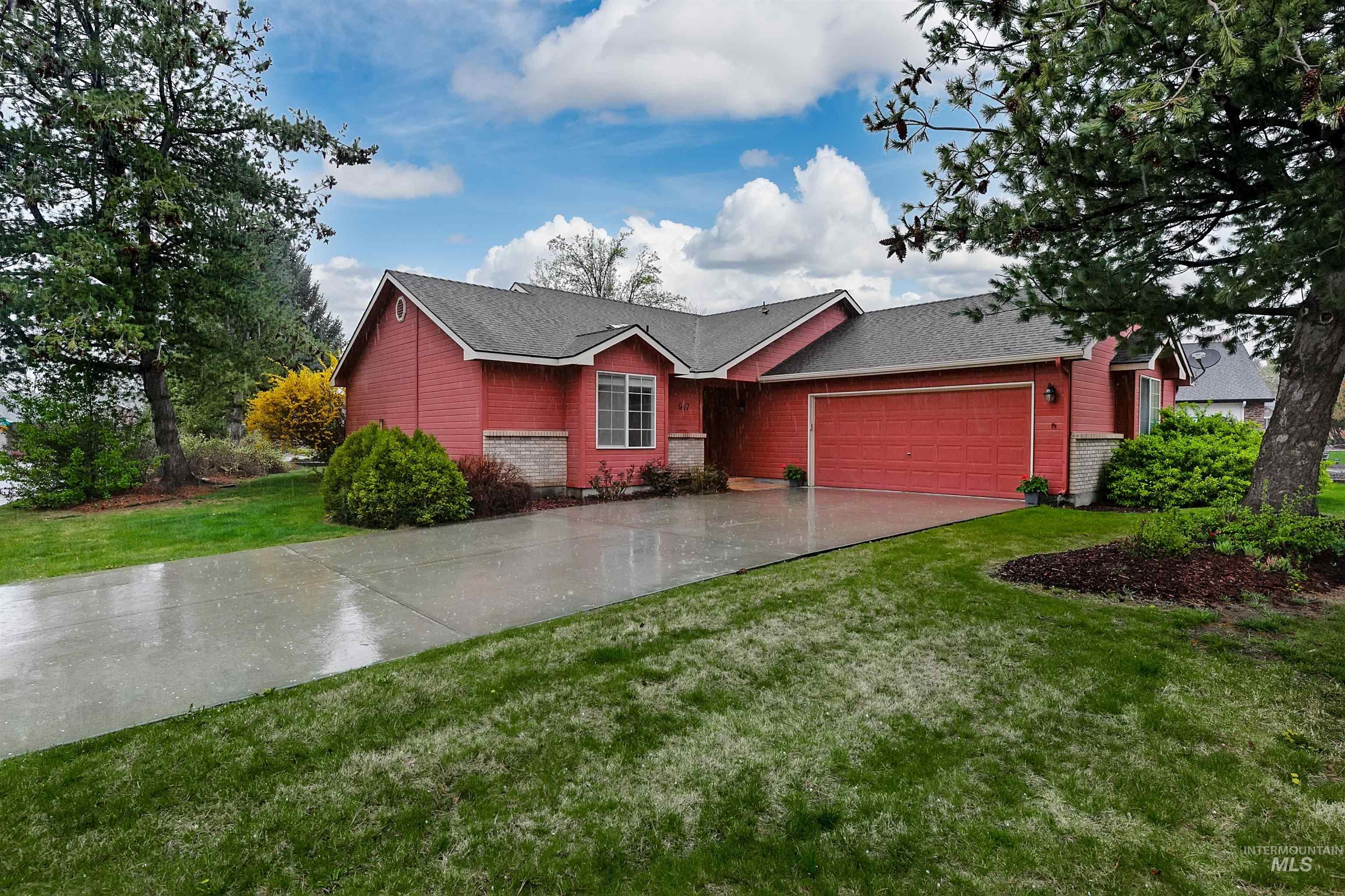 947 N Echohawk Way, Eagle, Idaho 83616, 3 Bedrooms, 2 Bathrooms, Residential For Sale, Price $495,000, 98980576