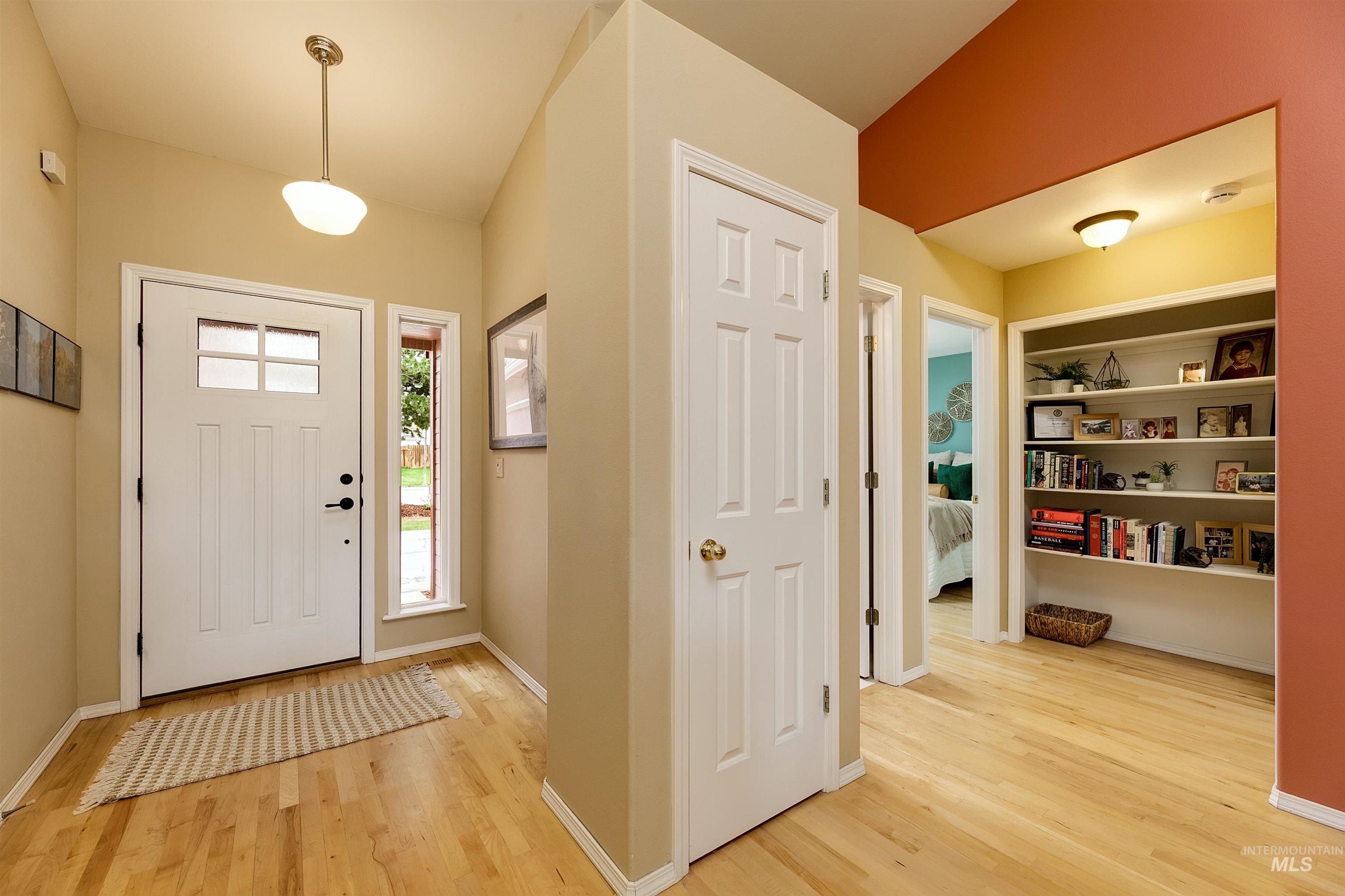 947 N Echohawk Way, Eagle, Idaho 83616, 3 Bedrooms, 2 Bathrooms, Residential For Sale, Price $495,000, 98980576