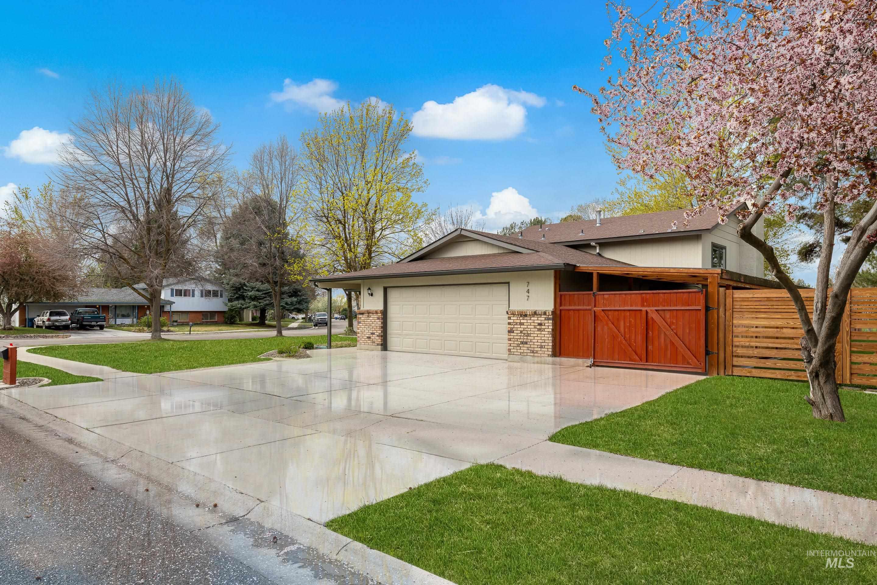 747 Spyglass Way, Eagle, Idaho 83616, 4 Bedrooms, 3 Bathrooms, Residential For Sale, Price $594,500, 98980577