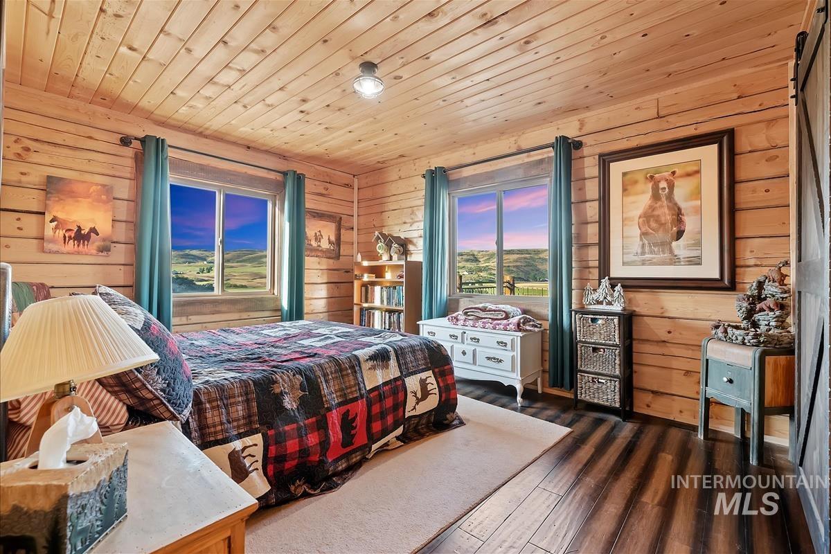 1684 Stirrup Way, Council, Idaho 83612, 4 Bedrooms, 3 Bathrooms, Farm & Ranch For Sale, Price $1,799,000,MLS 98980581