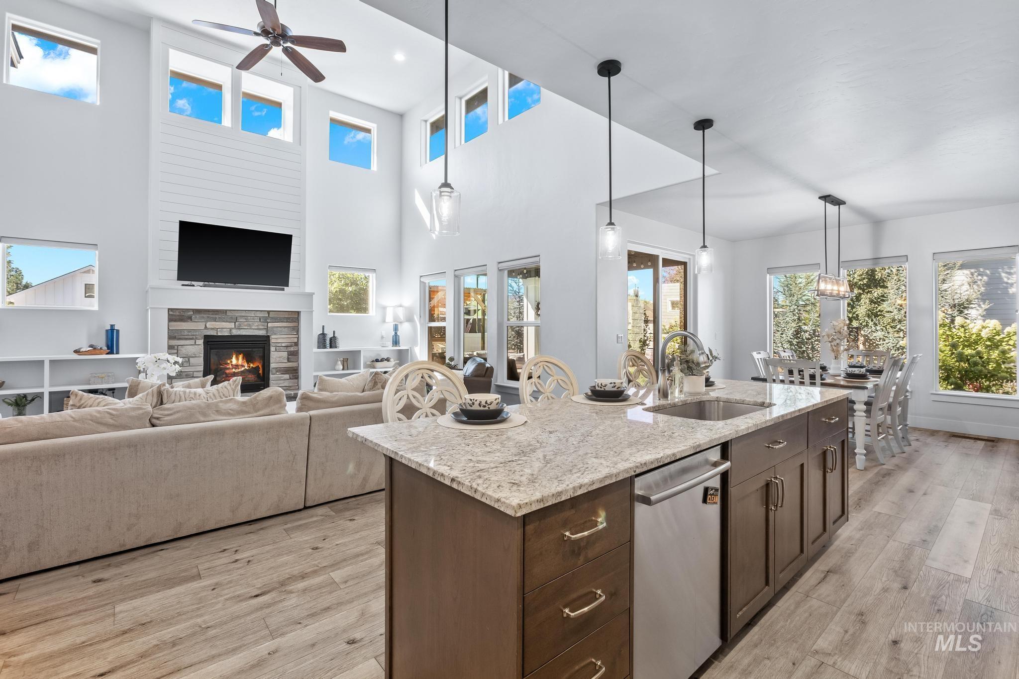 2362 E Shady Glade Dr, Meridian, Idaho 83642, 5 Bedrooms, 4 Bathrooms, Residential For Sale, Price $929,900, 98980583