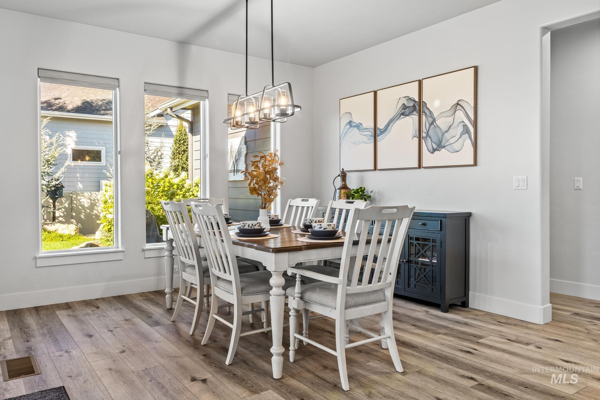 2362 E Shady Glade Dr, Meridian, Idaho 83642, 5 Bedrooms, 4 Bathrooms, Residential For Sale, Price $929,900, 98980583