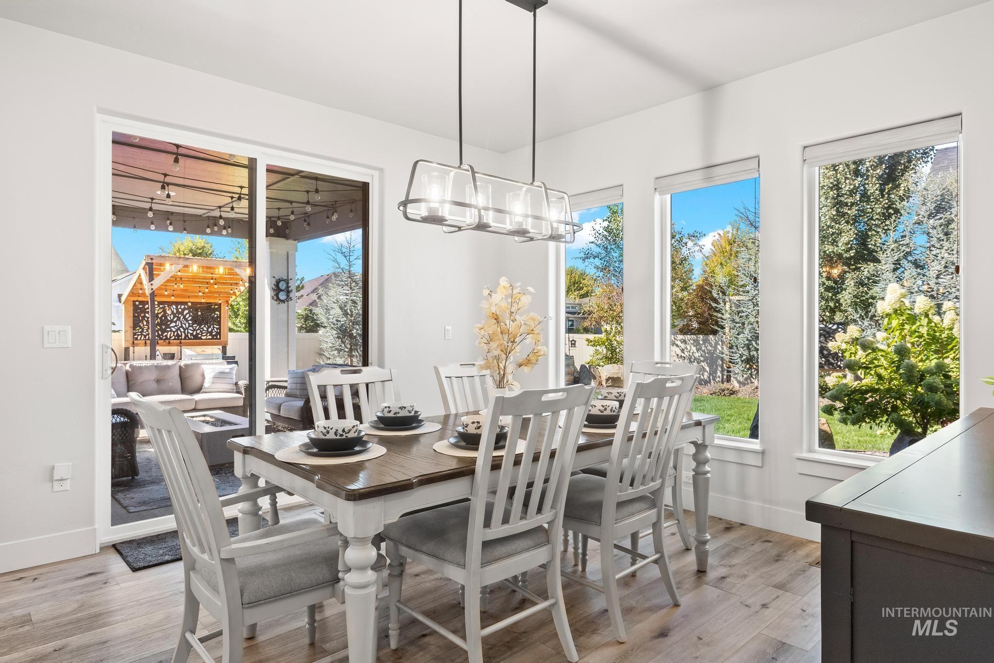 2362 E Shady Glade Dr, Meridian, Idaho 83642, 5 Bedrooms, 4 Bathrooms, Residential For Sale, Price $929,900, 98980583