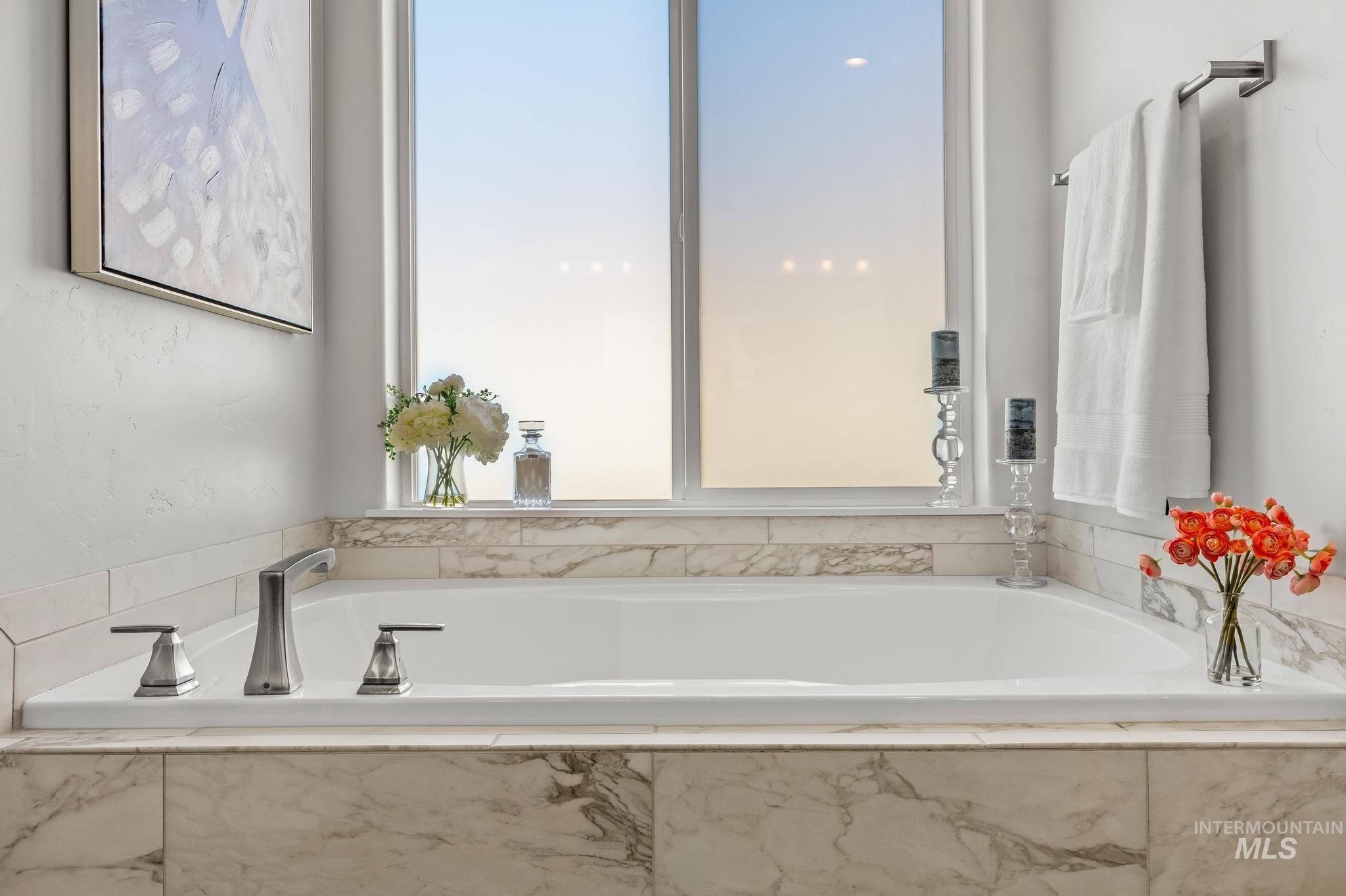 2362 E Shady Glade Dr, Meridian, Idaho 83642, 5 Bedrooms, 4 Bathrooms, Residential For Sale, Price $929,900, 98980583