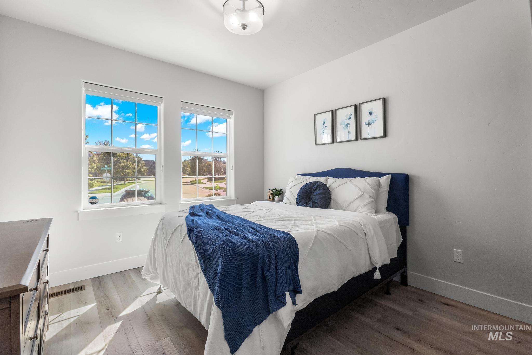 2362 E Shady Glade Dr, Meridian, Idaho 83642, 5 Bedrooms, 4 Bathrooms, Residential For Sale, Price $929,900, 98980583